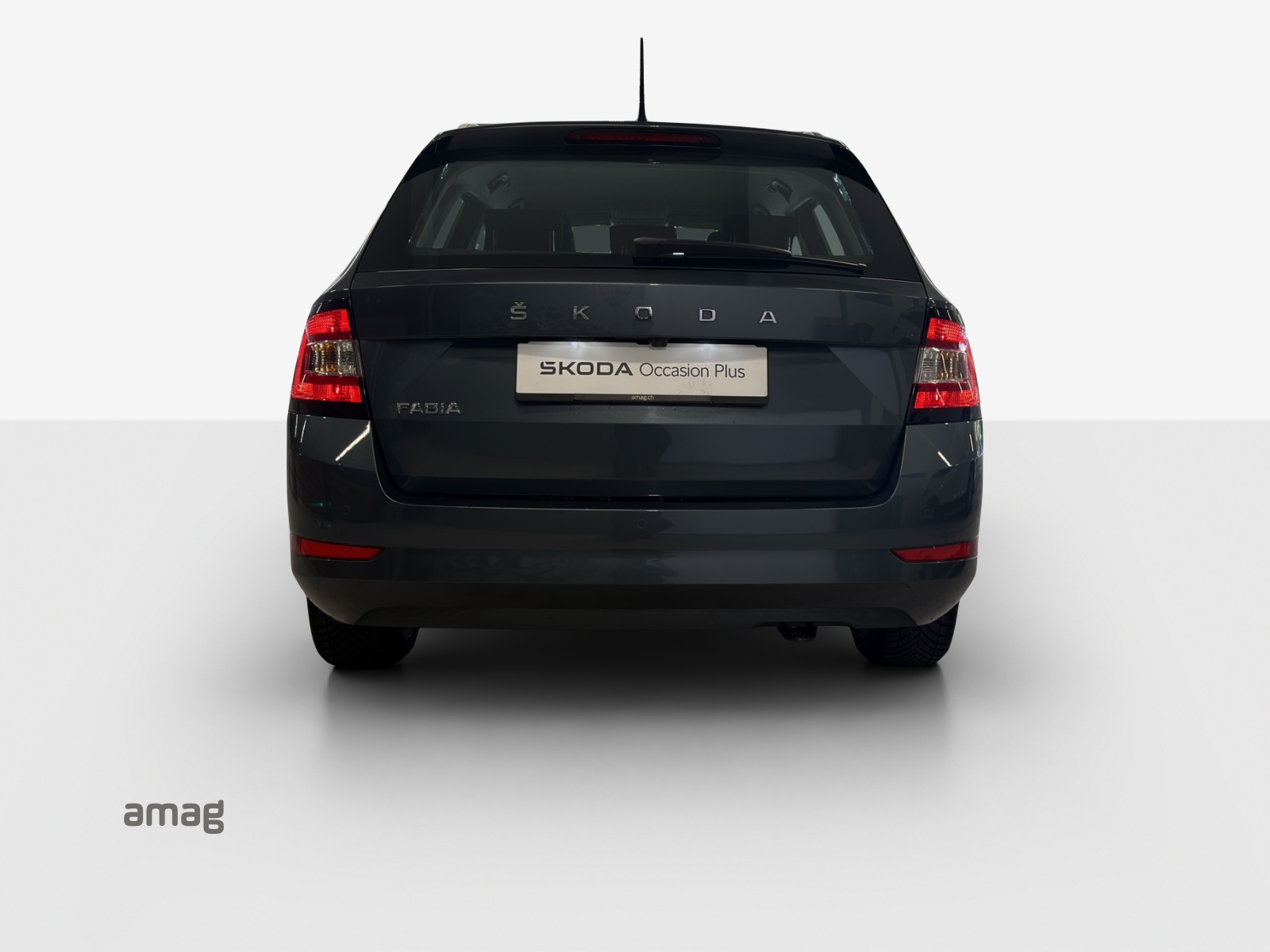 SKODA Fabia Combi 1.0 TSI Clever DSG-image-3