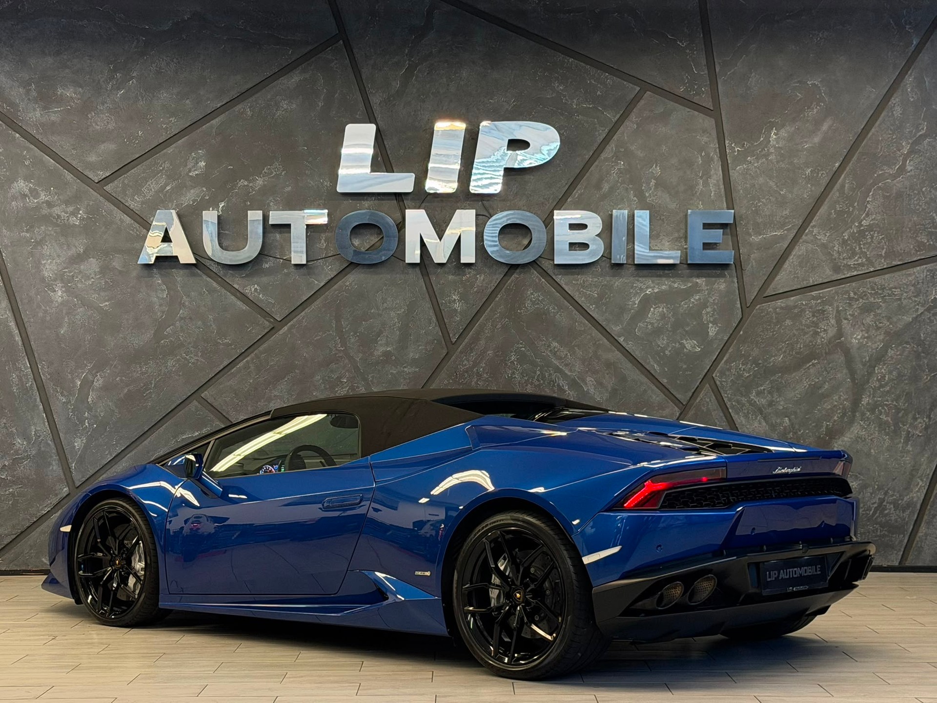 LAMBORGHINI Huracan LP610-4 Spyder DCT-image-13