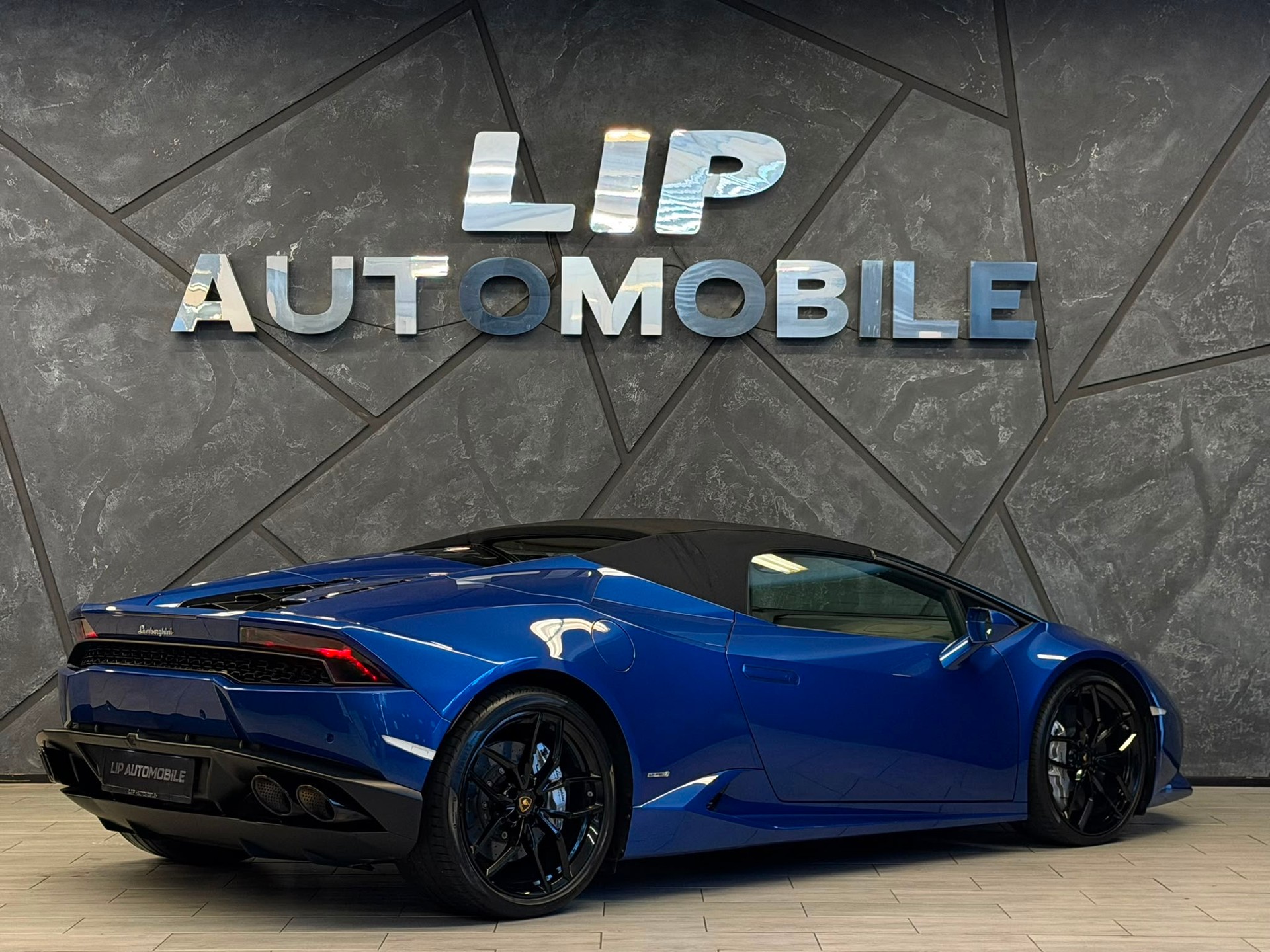 LAMBORGHINI Huracan LP610-4 Spyder DCT-image-9