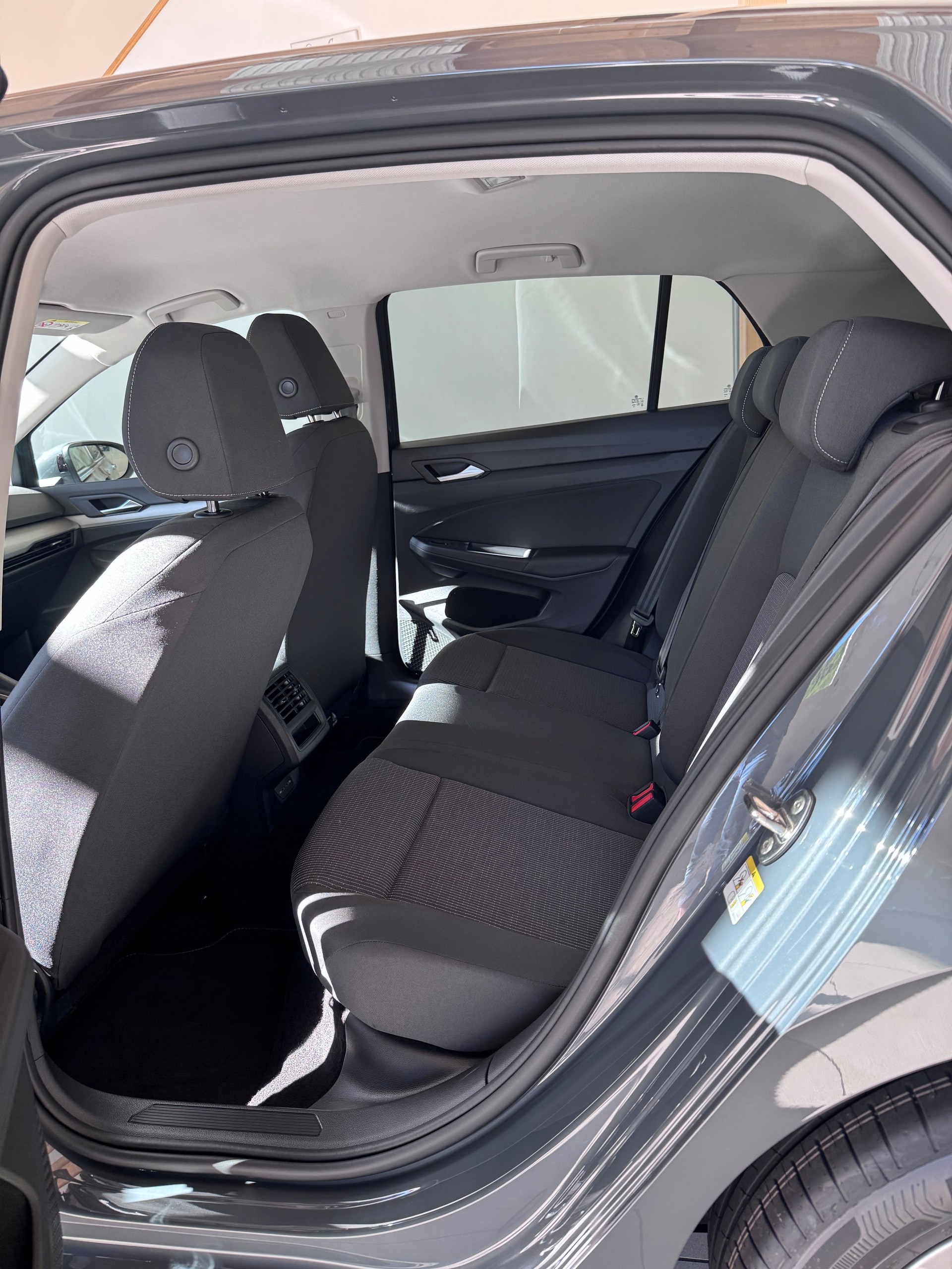 VW Golf Value 1.5eTSI 115PS 1500ccm 115PS/85kW 4 Zylinder eTSI Benzin / mHEV-image-5