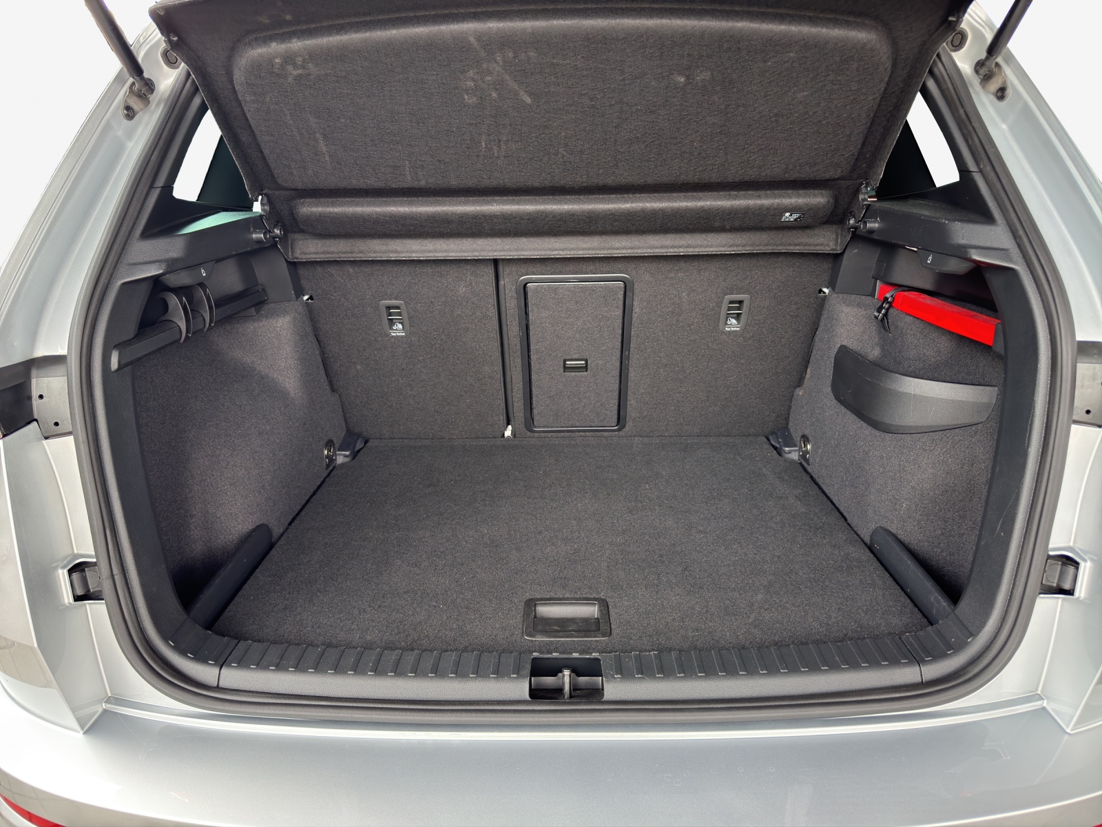 SKODA Karoq 2.0 TSI SportLine 4x4 DSG-image-12