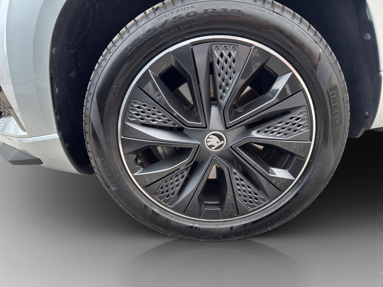 SKODA Karoq 2.0 TSI SportLine 4x4 DSG-image-14