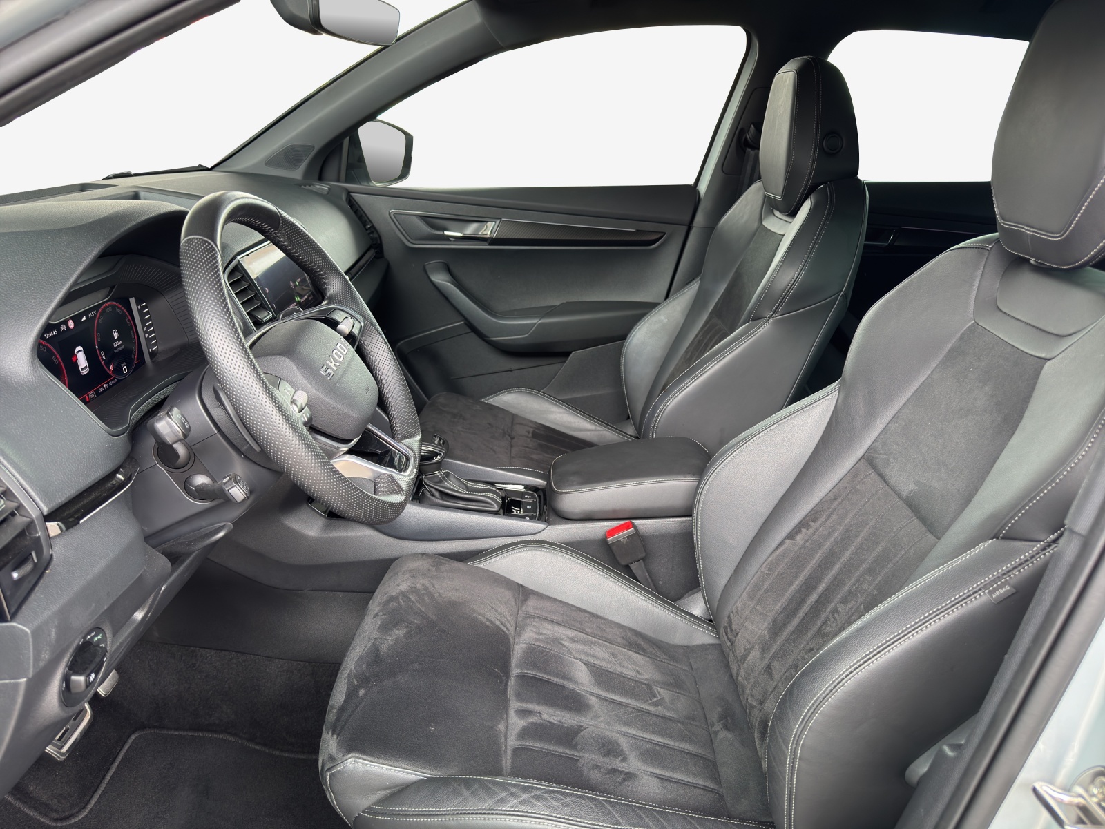 SKODA Karoq 2.0 TSI SportLine 4x4 DSG-image-7