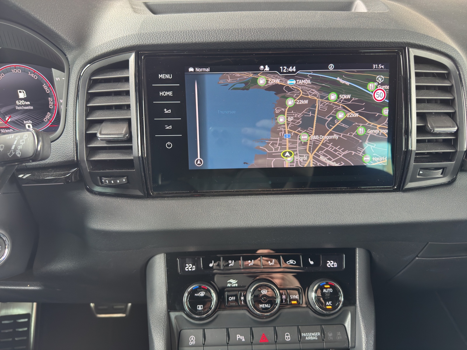 SKODA Karoq 2.0 TSI SportLine 4x4 DSG-image-10