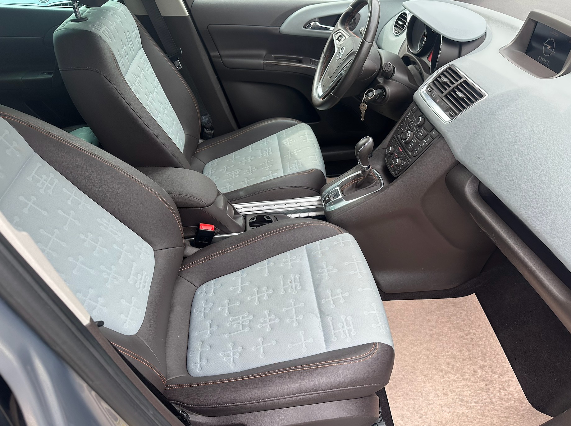 OPEL Meriva 1.4 Turbo Cosmo Automatic Cosmo Pack Navi 900-image-12