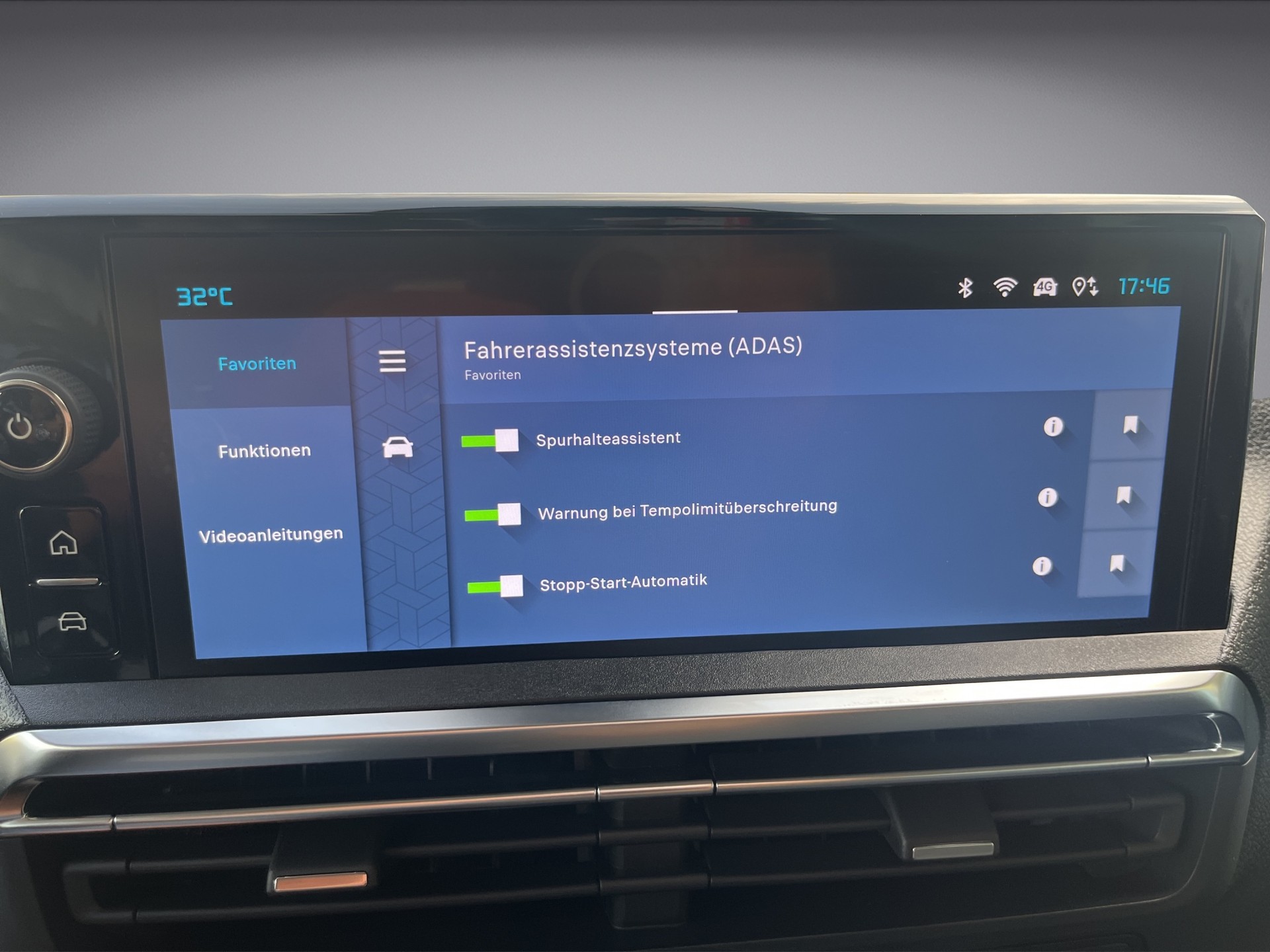 CITROEN Spacetourer 2.2 BlueHDi You XL *9 Plätzer, Automat, AHK,*-image-18