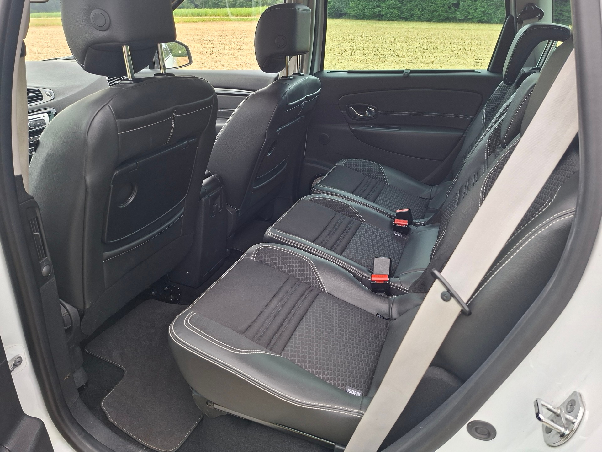 RENAULT Scénic 1.2 16V Turbo Bose-image-15