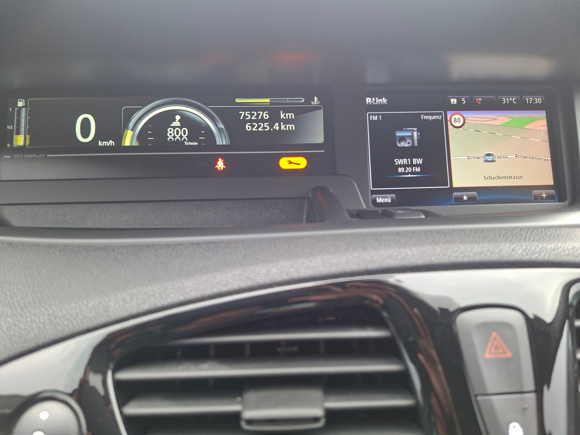 RENAULT Scénic 1.2 16V Turbo Bose-image-11