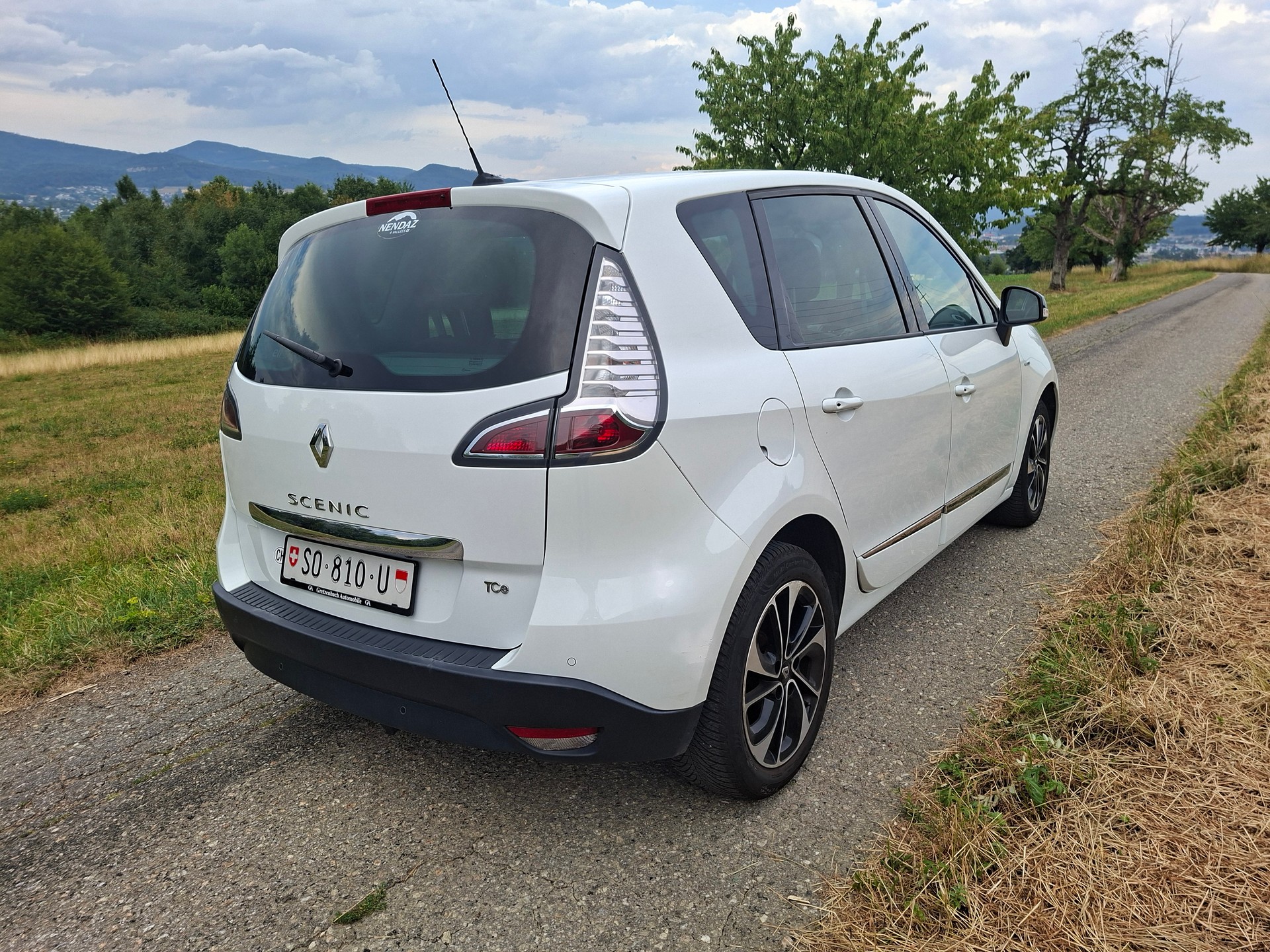 RENAULT Scénic 1.2 16V Turbo Bose-image-5