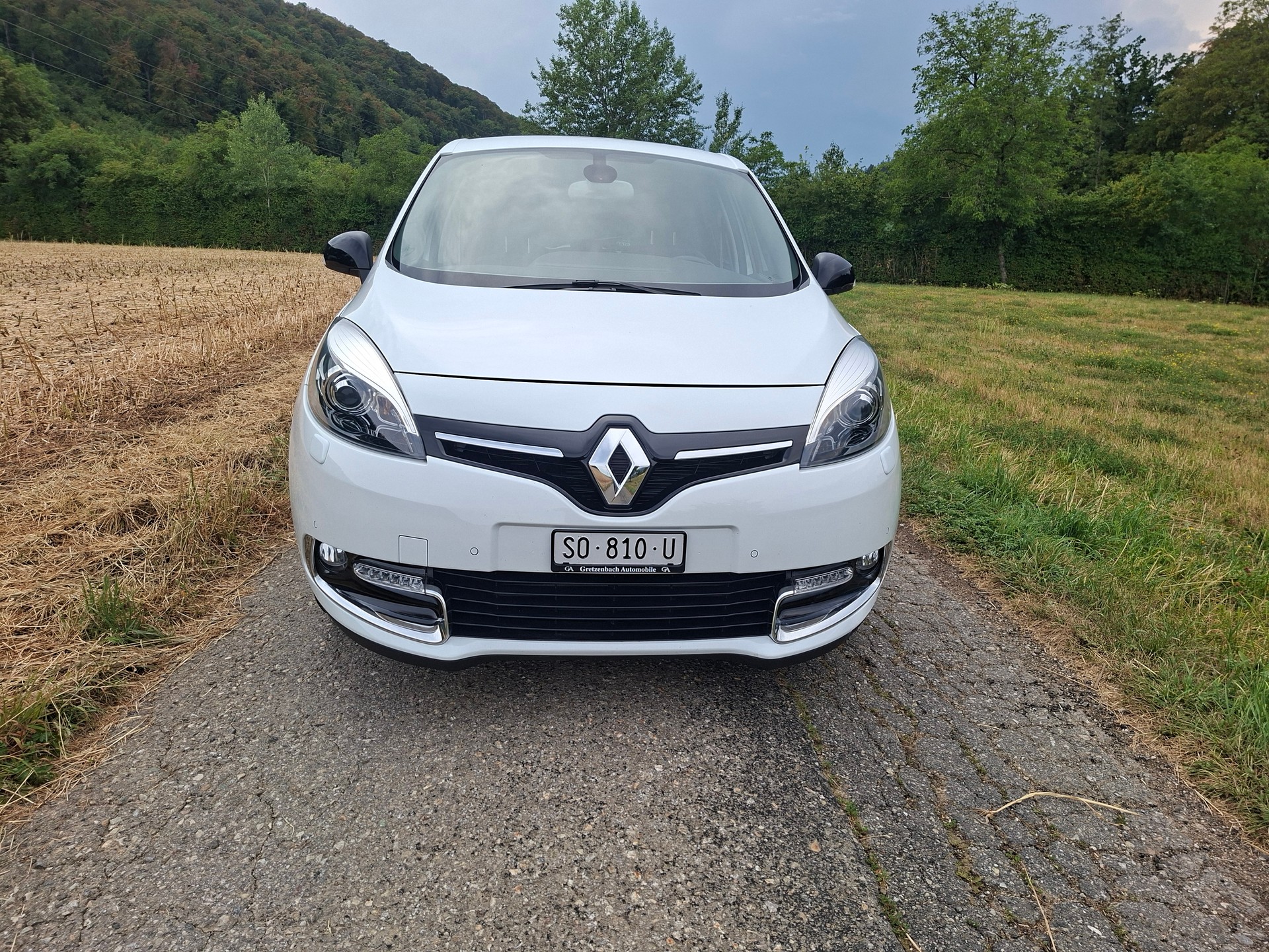 RENAULT Scénic 1.2 16V Turbo Bose-image-2