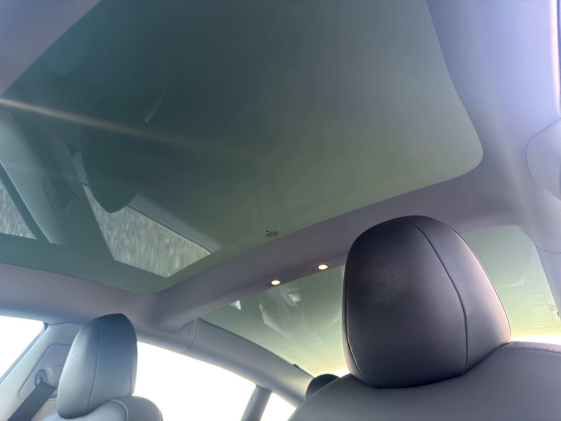 TESLA Model 3 Long Range Dual Motor AWD-image-18