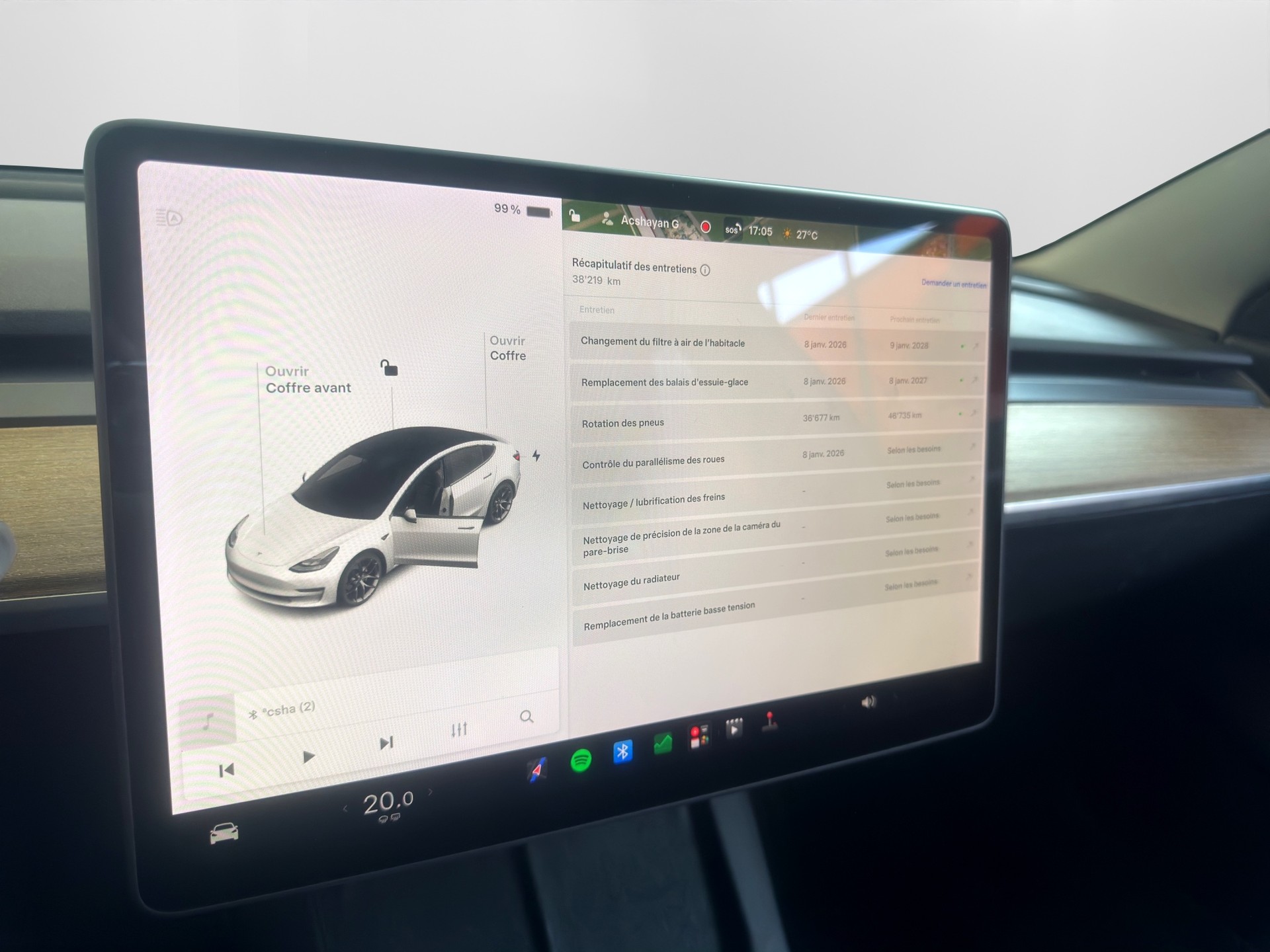 TESLA Model 3 Long Range Dual Motor AWD-image-11