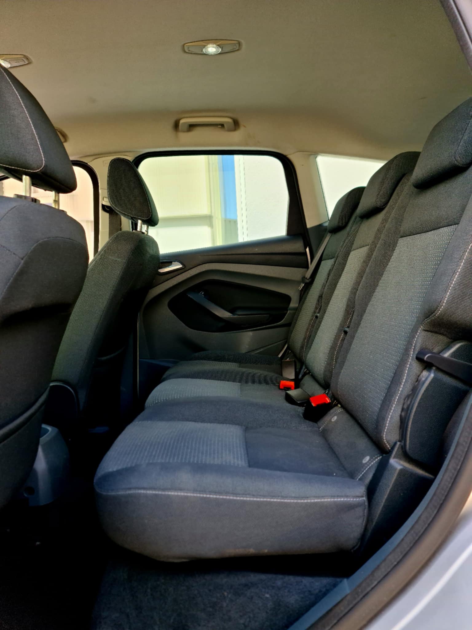 FORD C-Max 1.6 SCTi Titanium-image-13