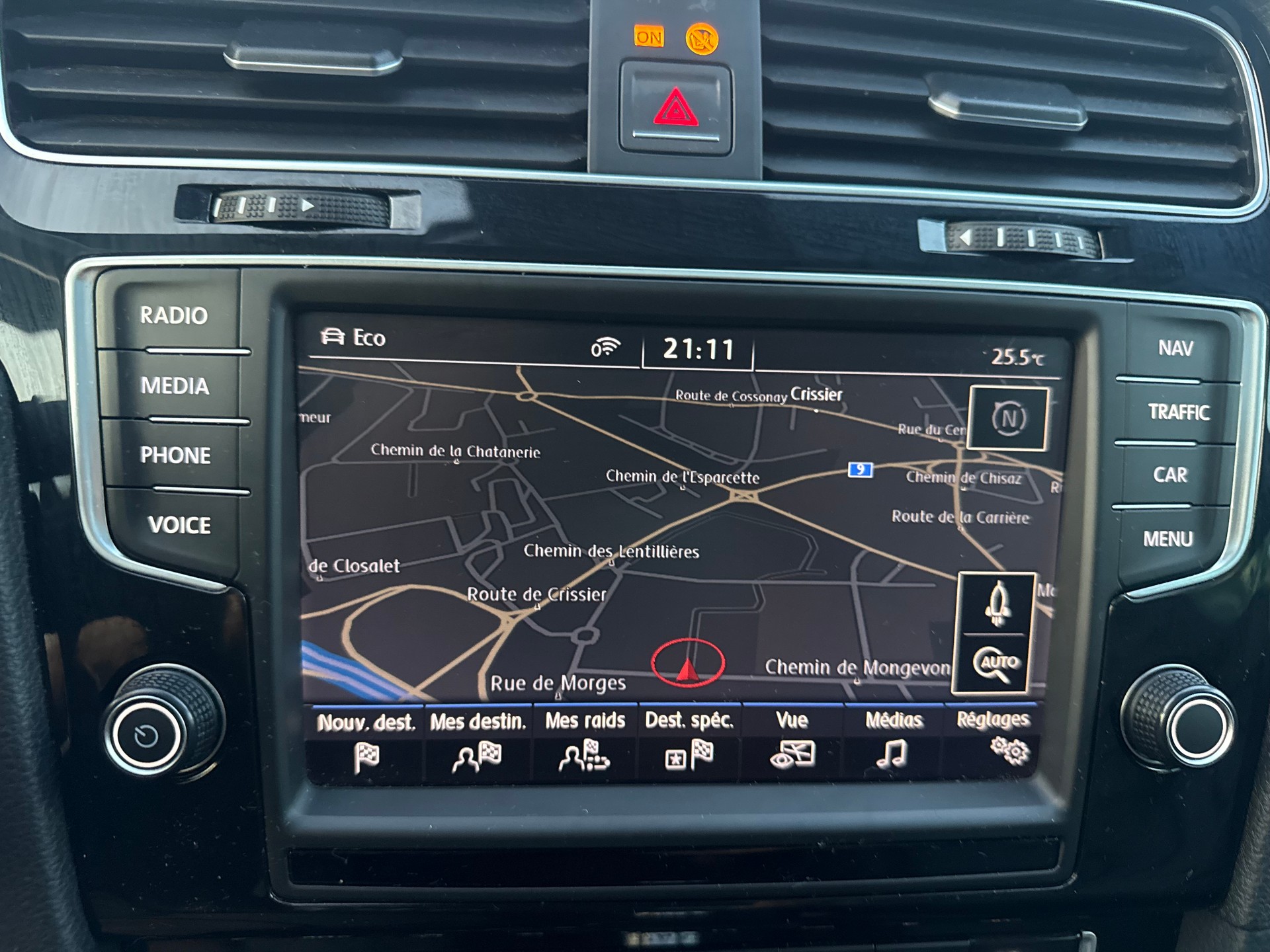 VW Golf 2.0 TSI R 4Motion DSG-image-12