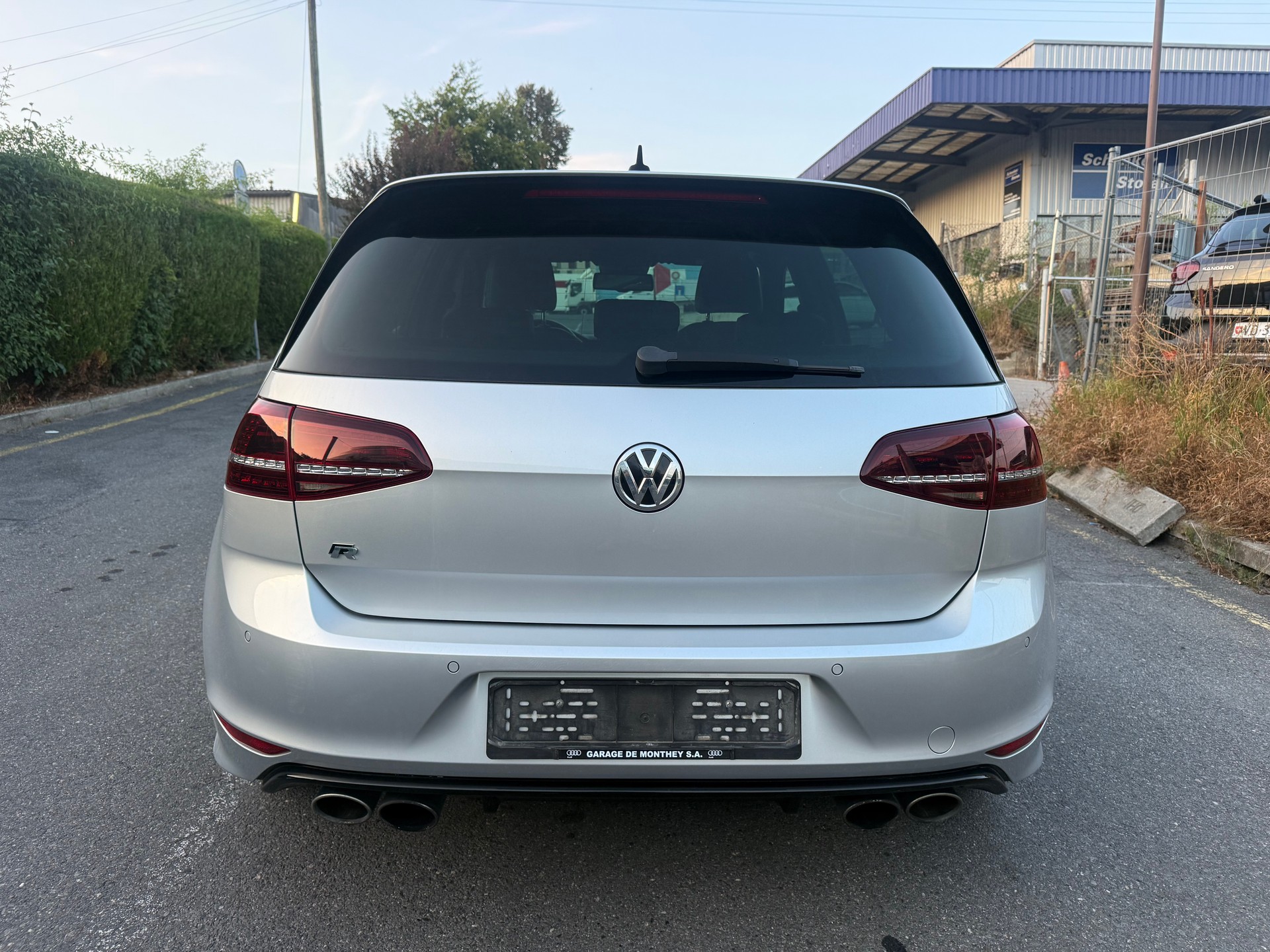 VW Golf 2.0 TSI R 4Motion DSG-image-6