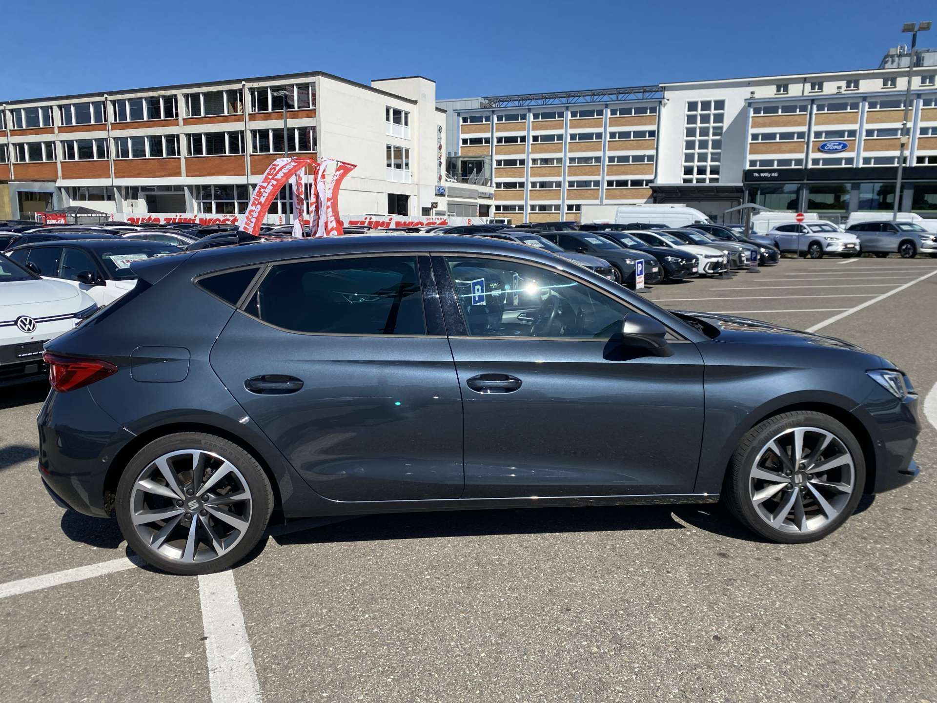 SEAT Leon 1.5 TSi FR 150PS-image-8