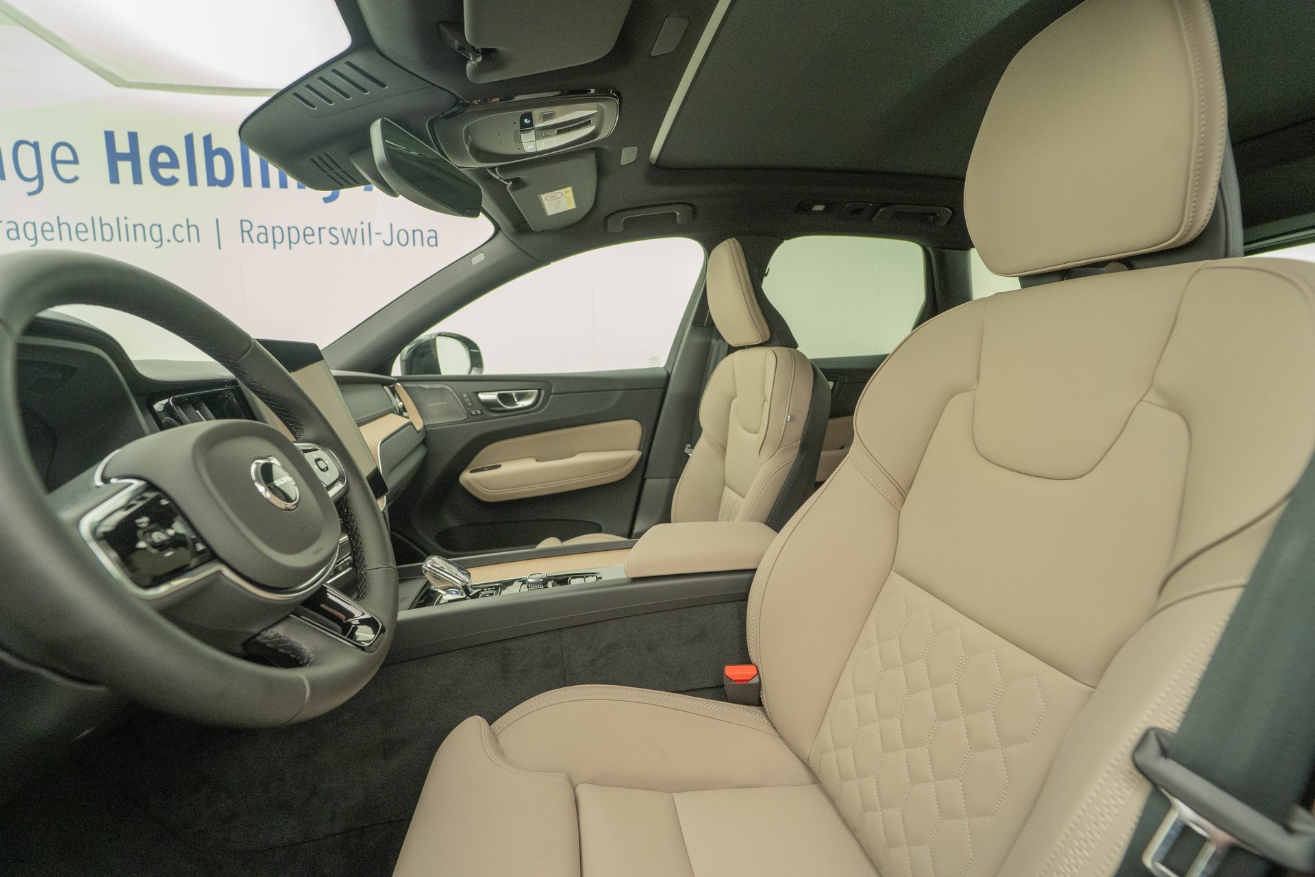 VOLVO XC60 2.0 T8 TE Ultra Bright eAWD-image-7