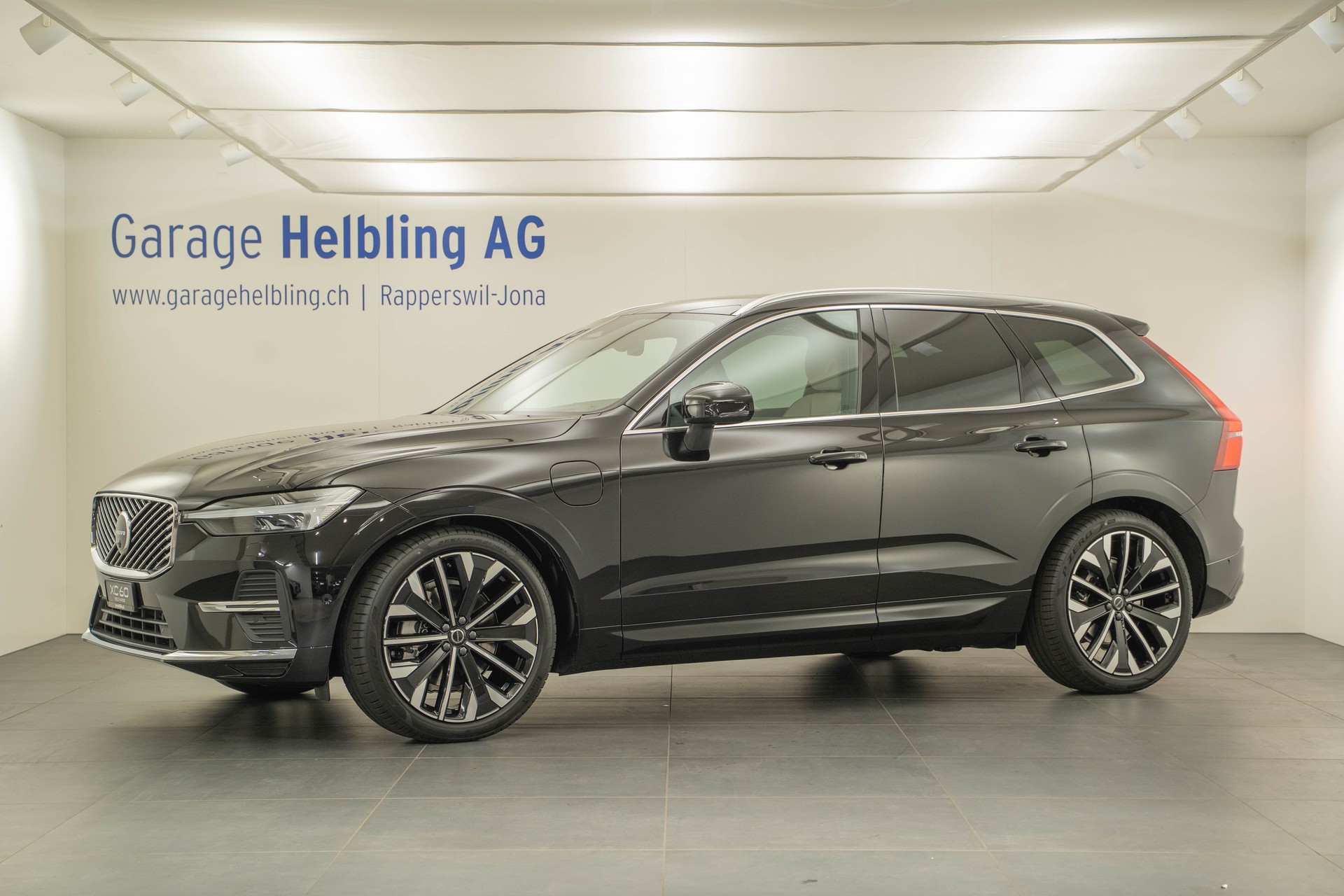 VOLVO XC60 2.0 T8 TE Ultra Bright eAWD-image-0