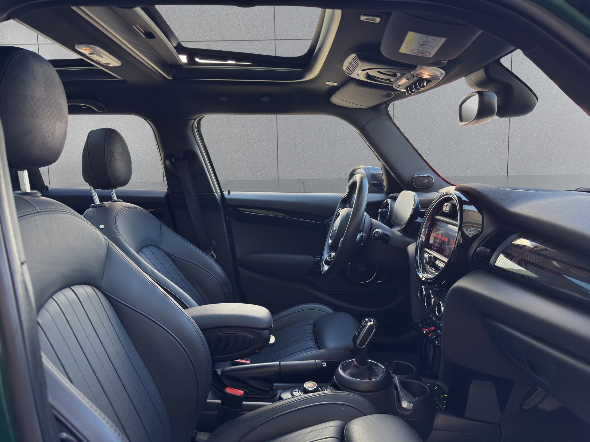 MINI Cooper S Steptronic DKG-image-12