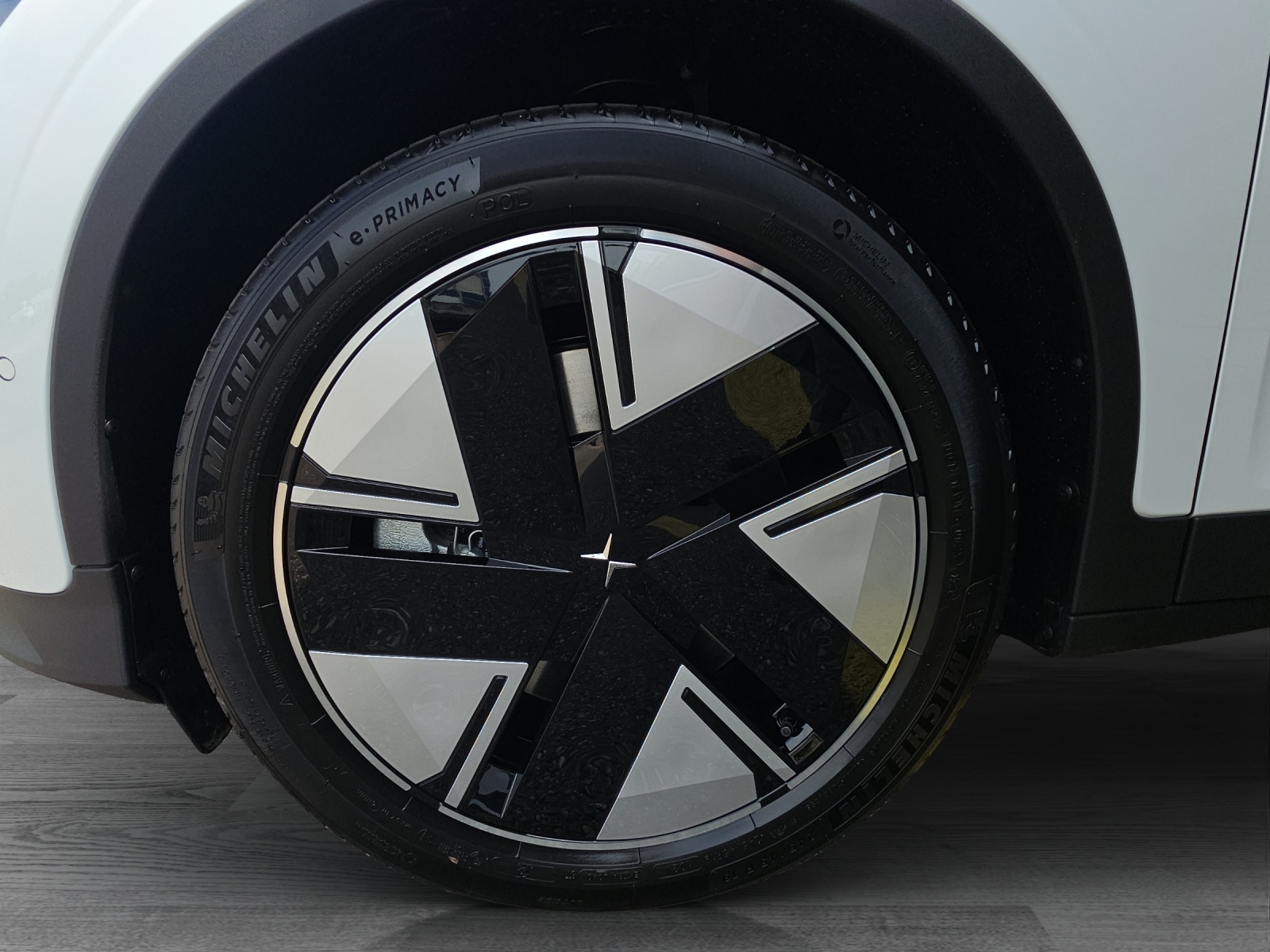 POLESTAR 2 Long Range Single Motor Prime-image-8