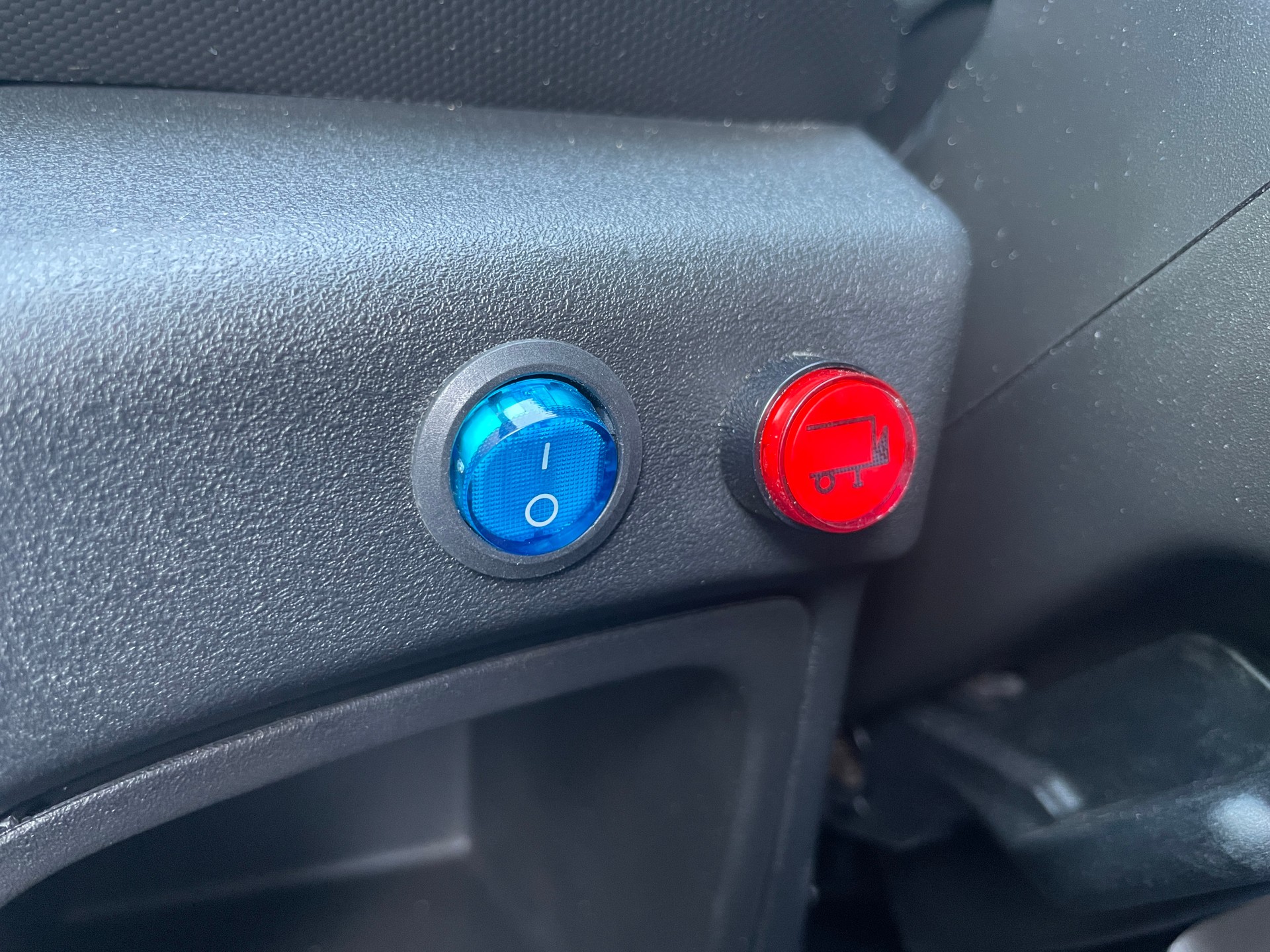 IVECO 35 S 18H V Kofferumbau mit Hebebühne-image-17