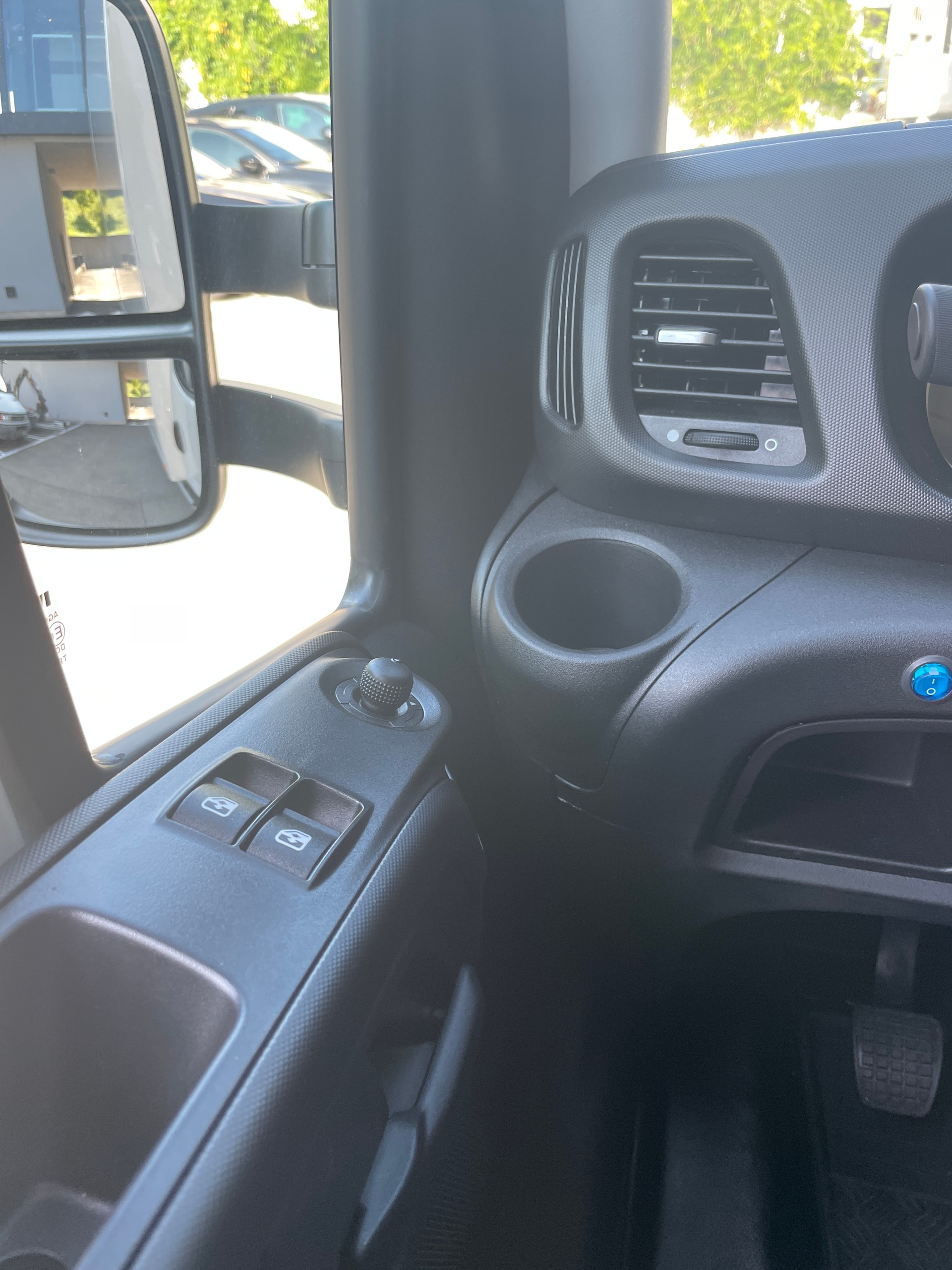 IVECO 35 S 18H V Kofferumbau mit Hebebühne-image-16