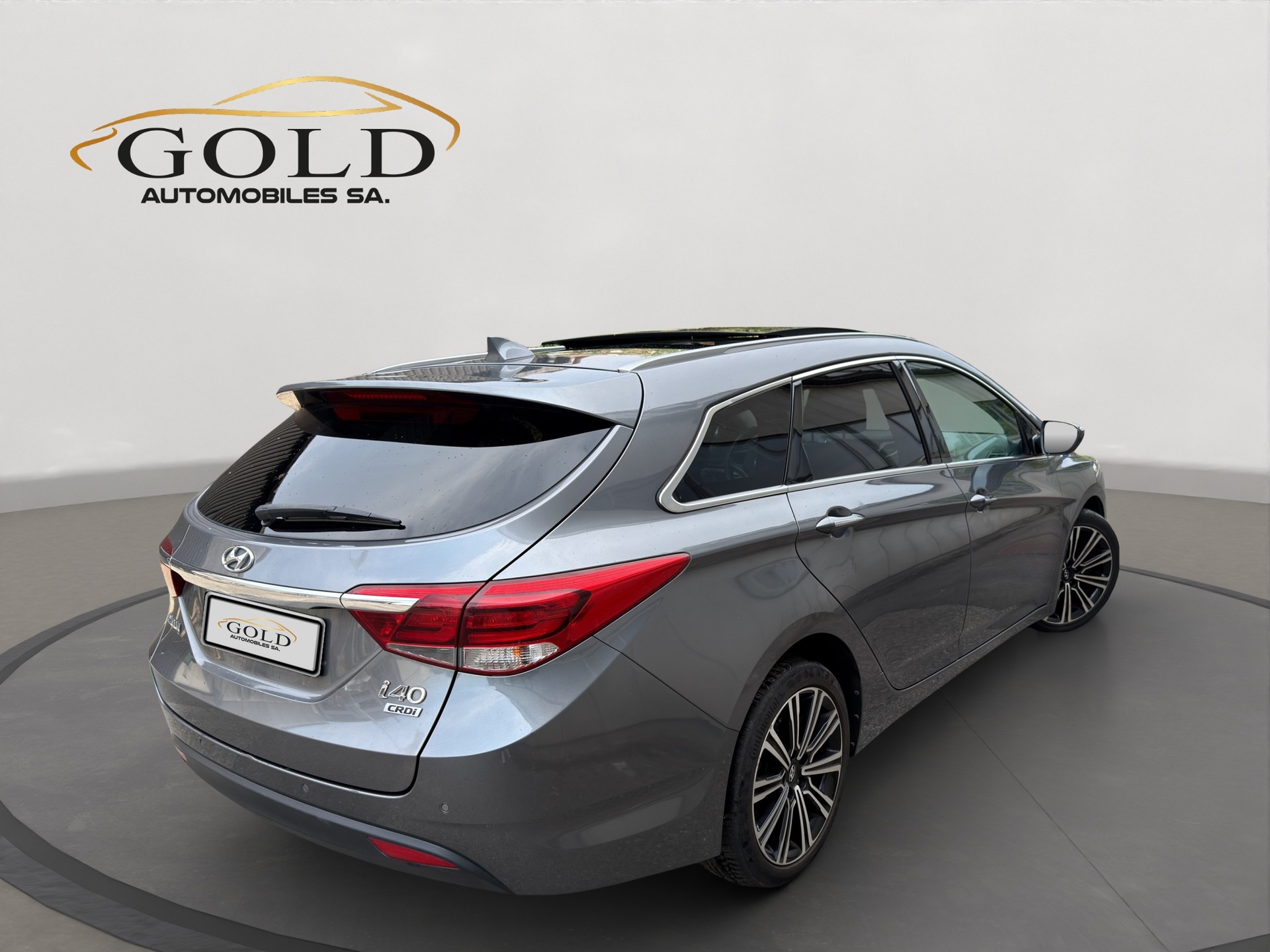 HYUNDAI i40 Wagon 1.7 CRDI Vertex Automatic-image-1