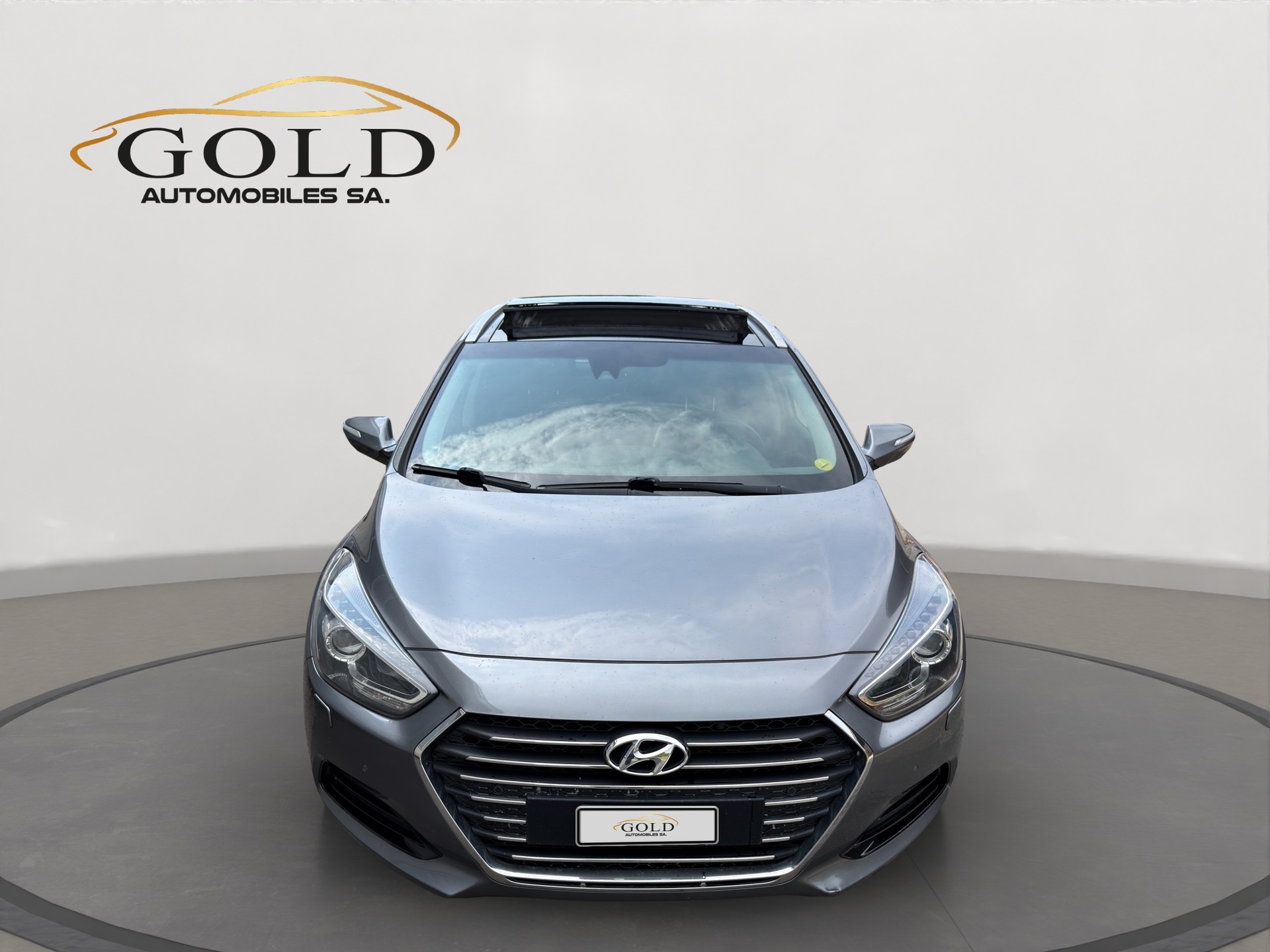 HYUNDAI i40 Wagon 1.7 CRDI Vertex Automatic-image-12