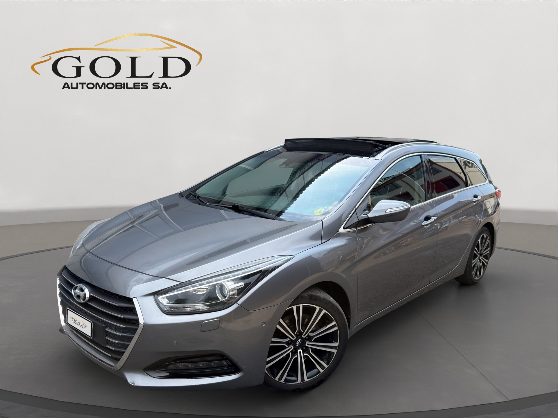 HYUNDAI i40 Wagon 1.7 CRDI Vertex Automatic-image-0