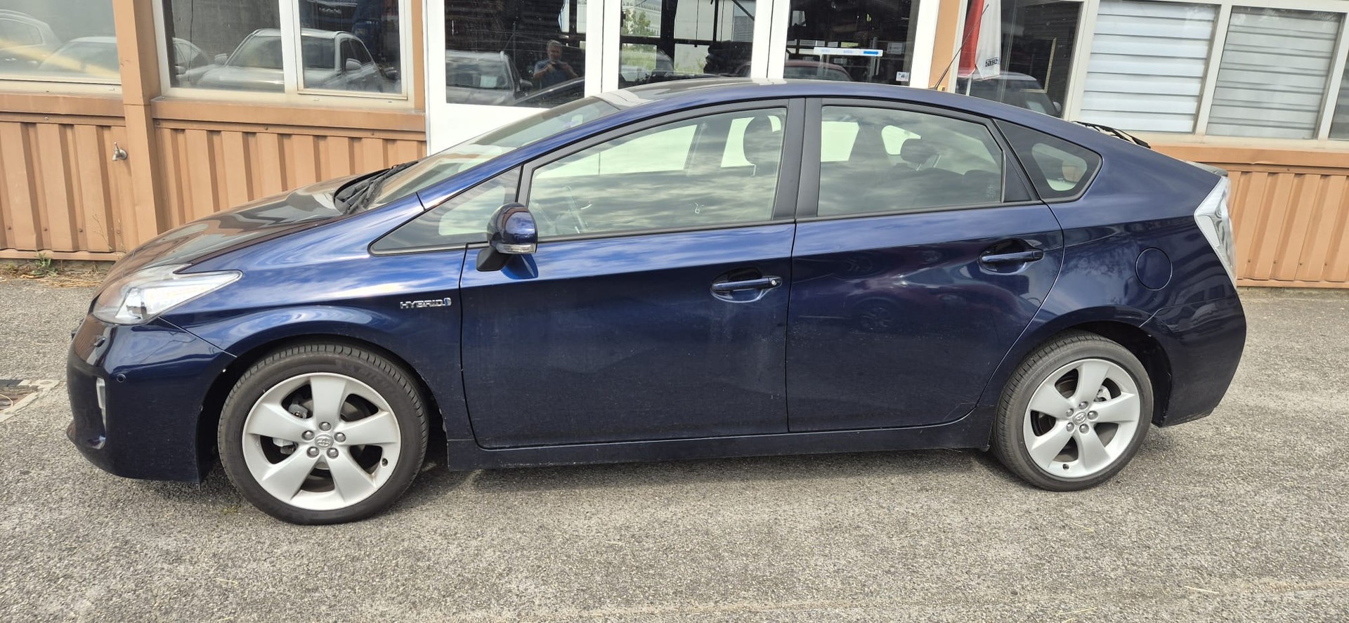 TOYOTA Prius 1.8 16V HSD Sol-image-6