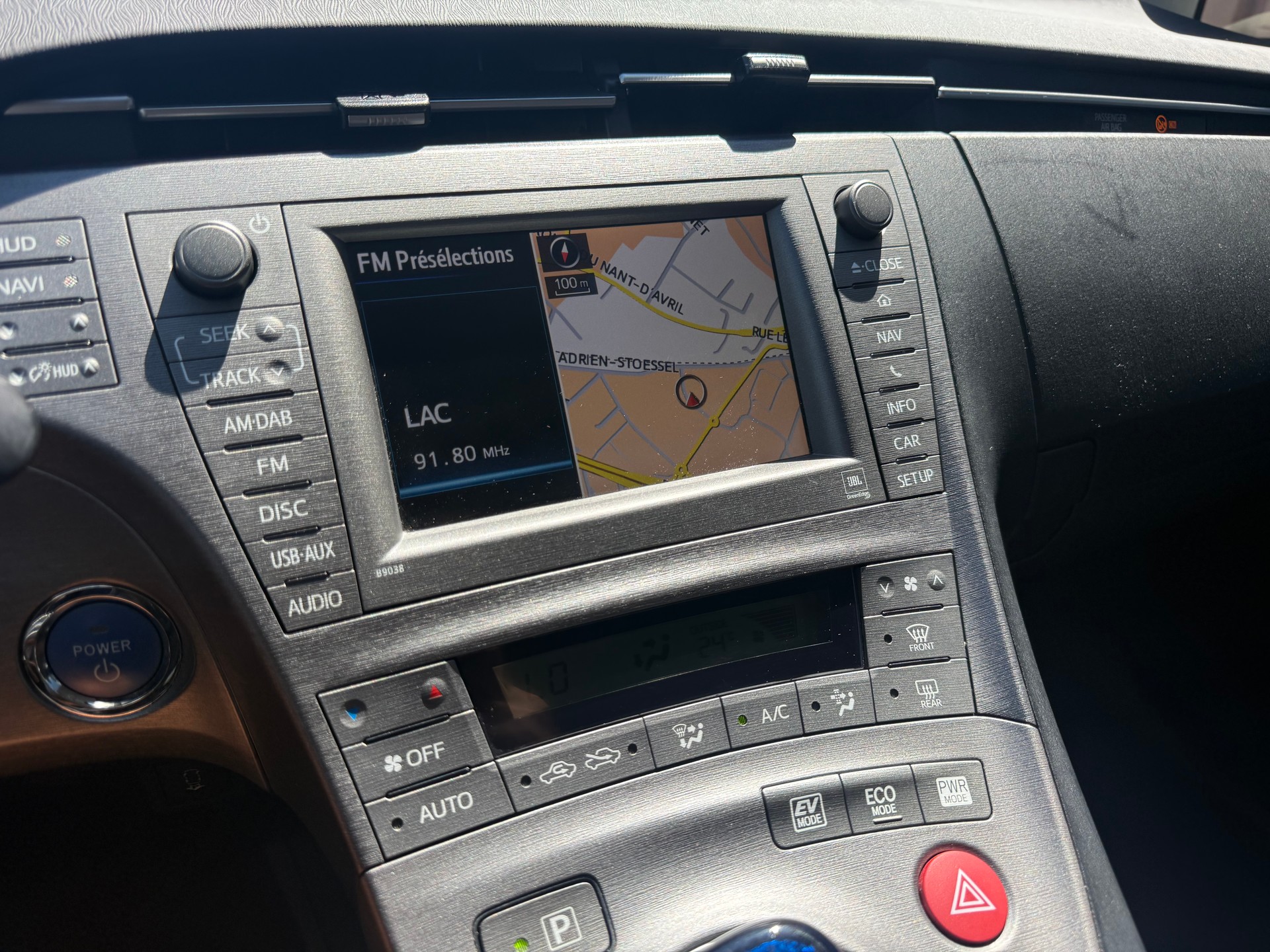 TOYOTA Prius 1.8 16V HSD Sol-image-11