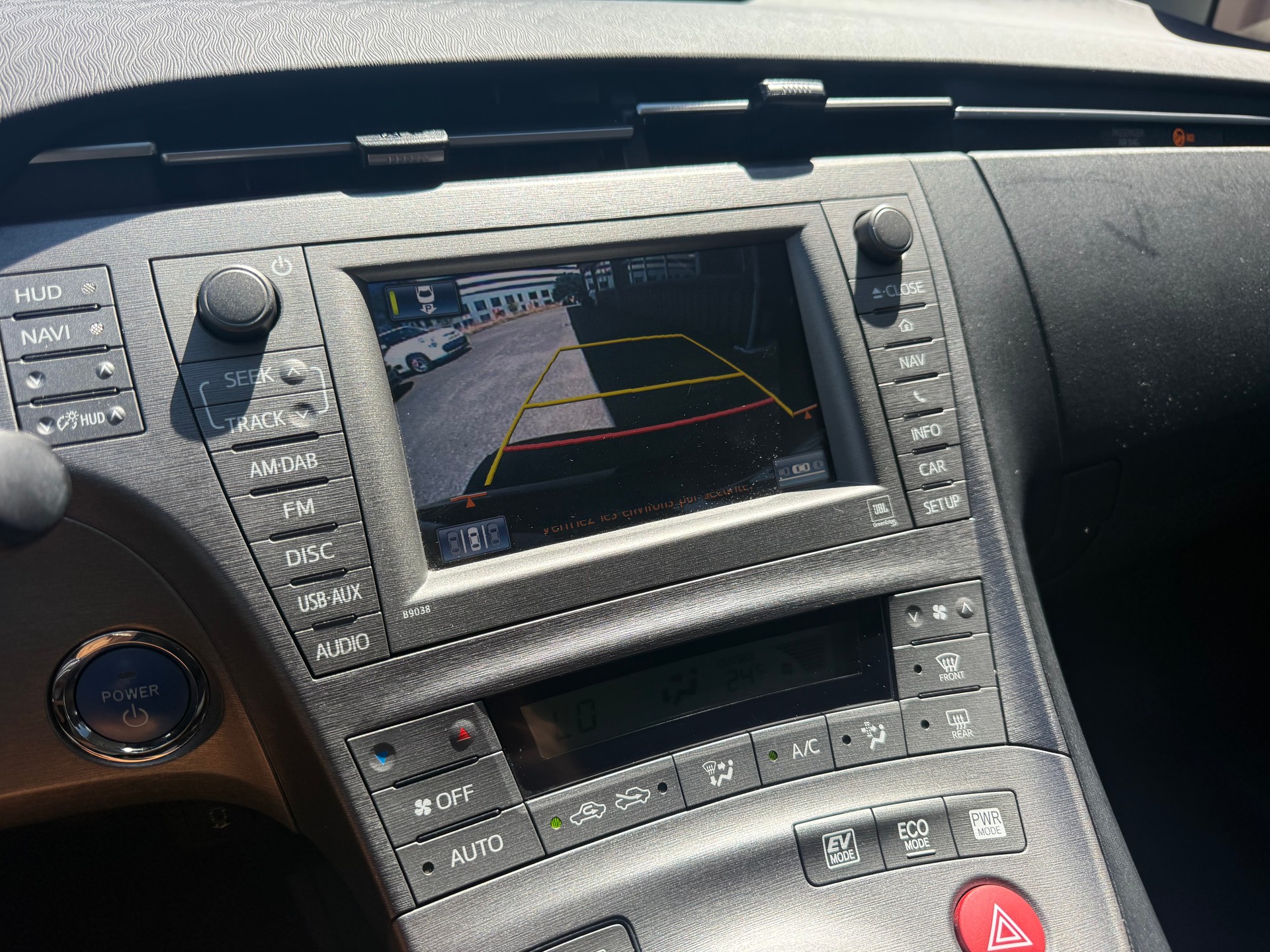 TOYOTA Prius 1.8 16V HSD Sol-image-8