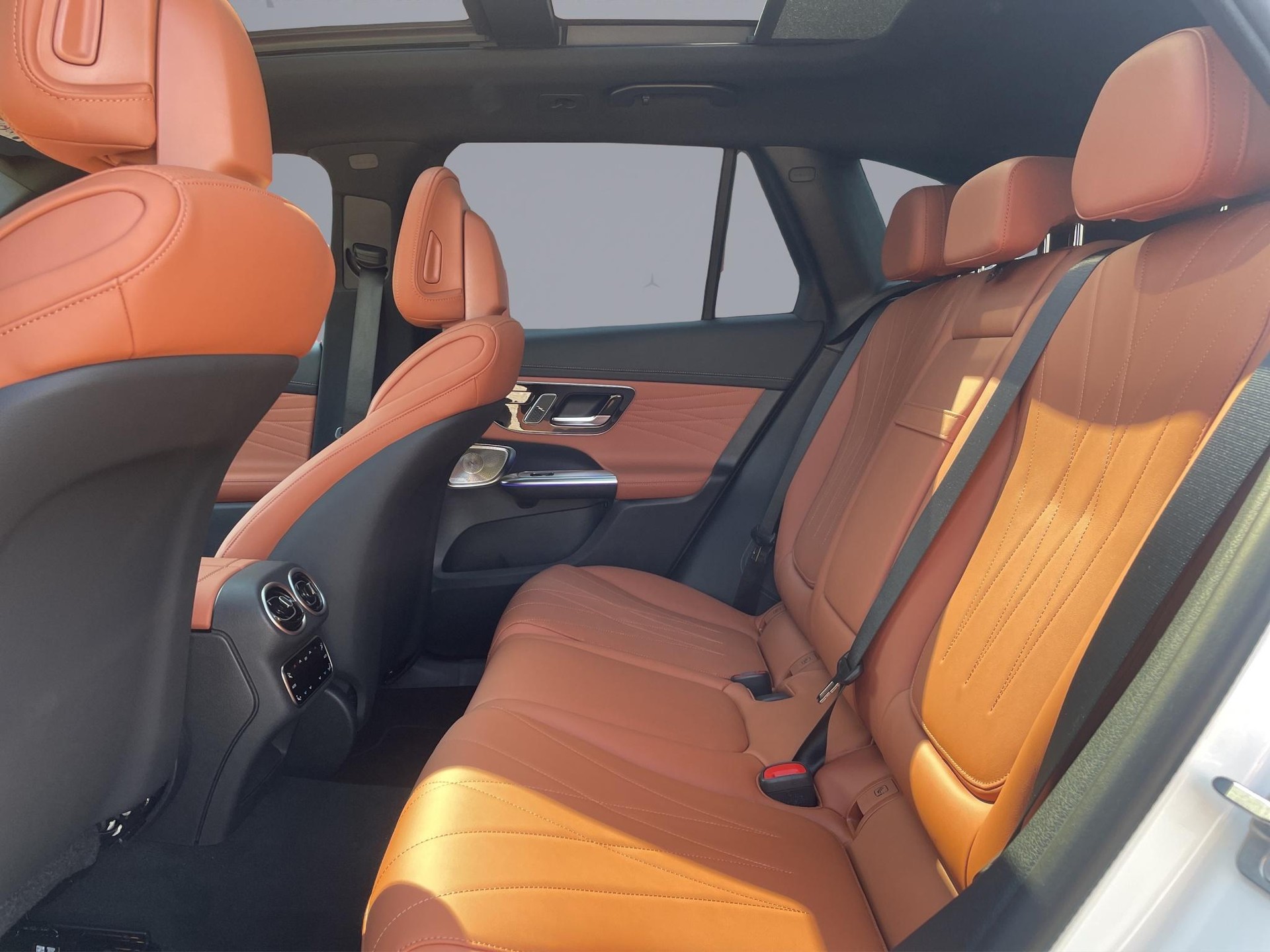 MERCEDES-BENZ GLC 53 AMG 4matic+-image-13