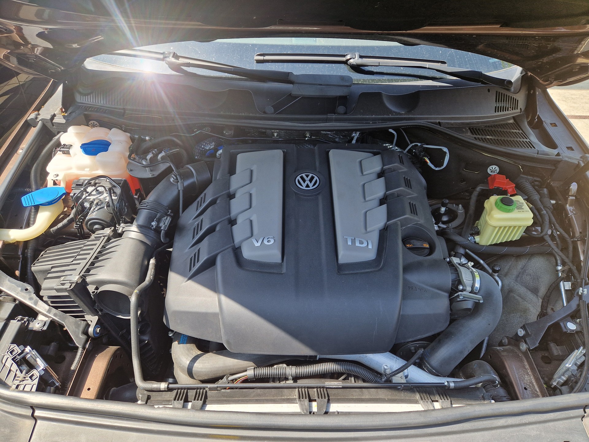 VW Touareg 3.0 TDI BlueMotion Technology Tiptronic-image-13