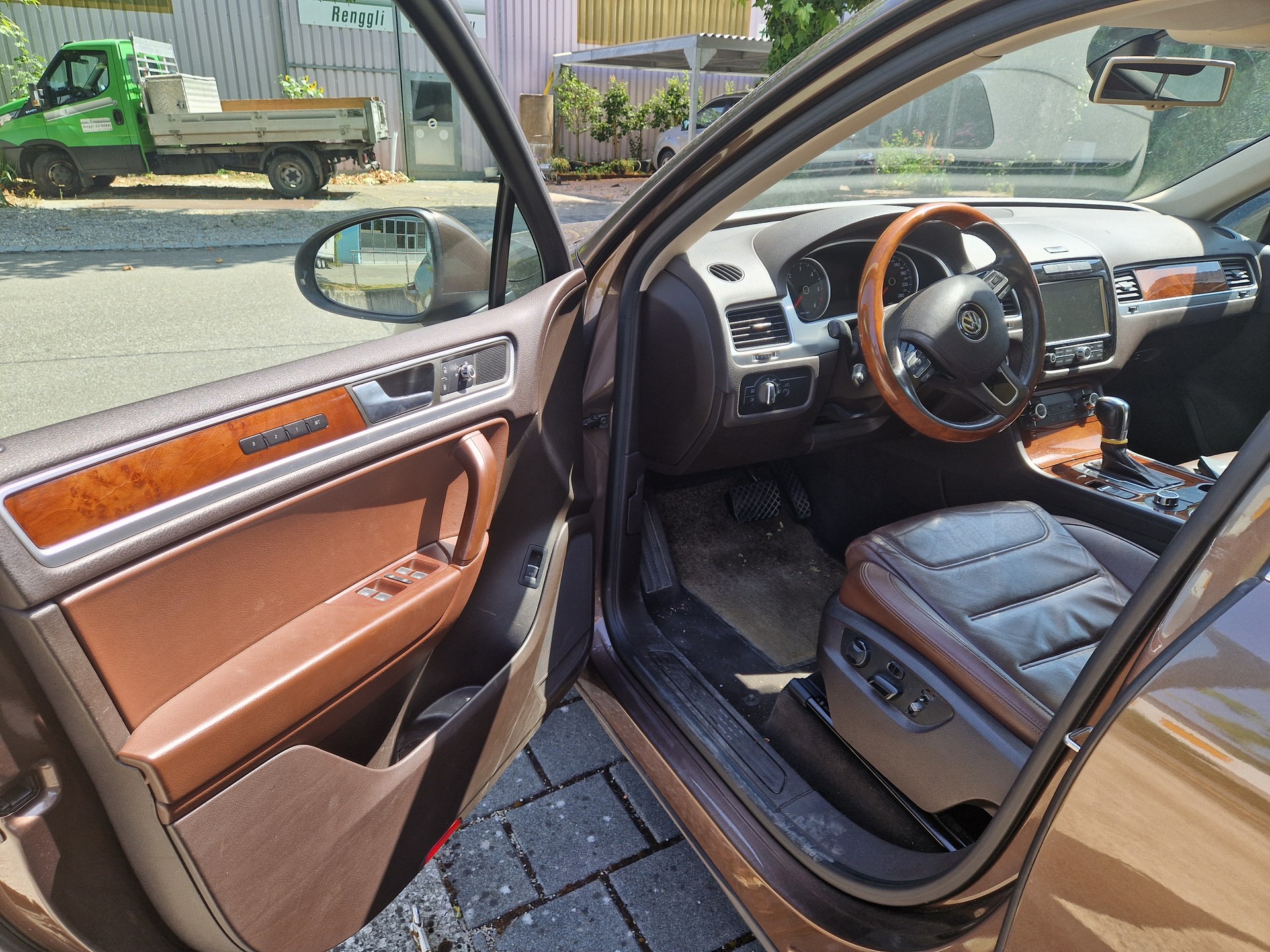 VW Touareg 3.0 TDI BlueMotion Technology Tiptronic-image-8