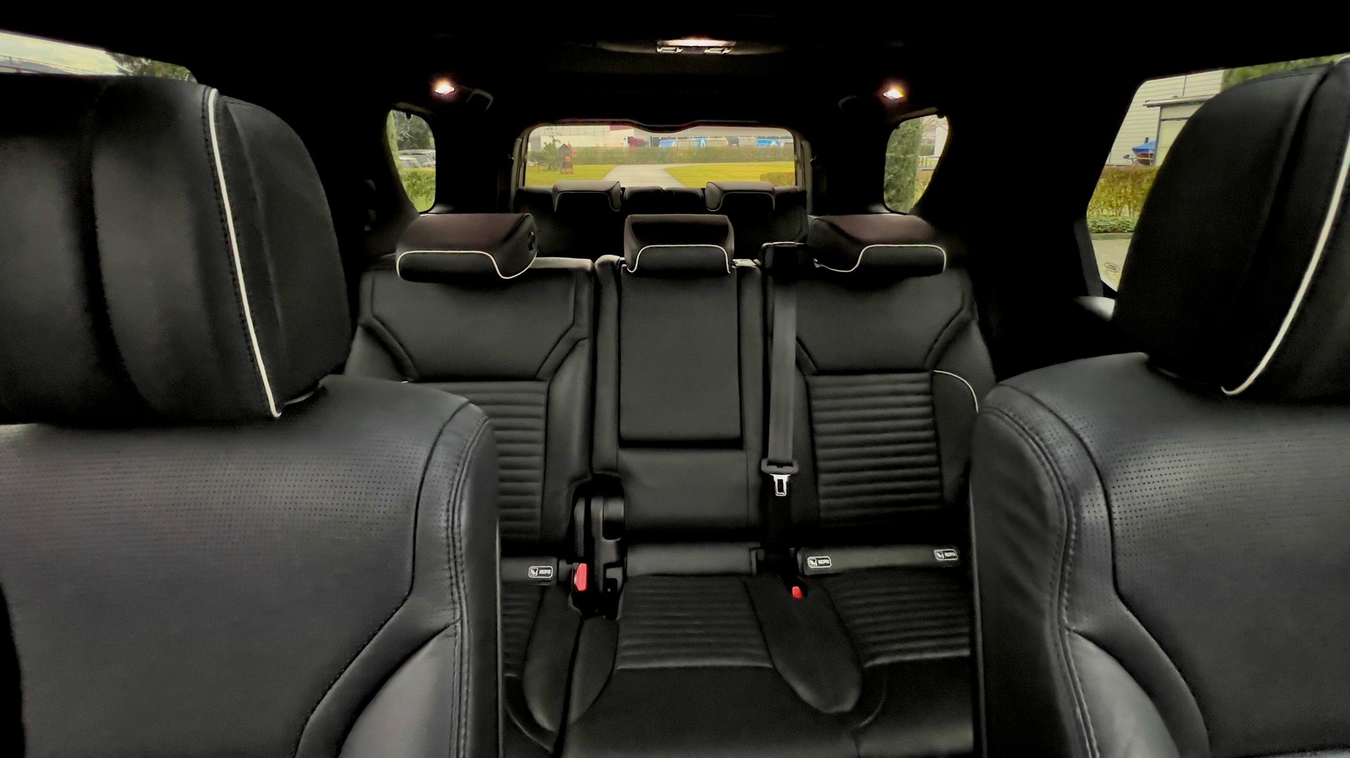 LAND ROVER 3.0 TDV6 HSE Luxury-image-6