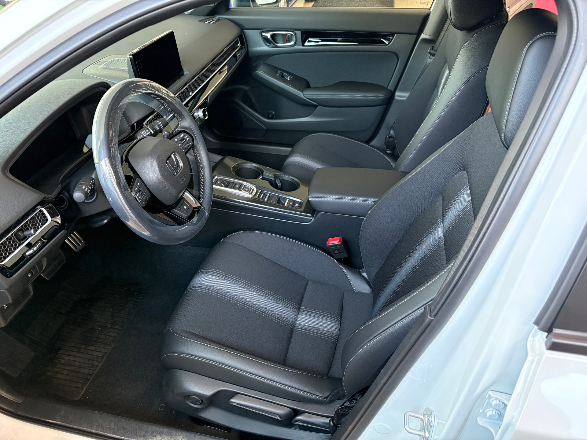 HONDA Civic 2.0 i-MMD HEV Sport-image-8