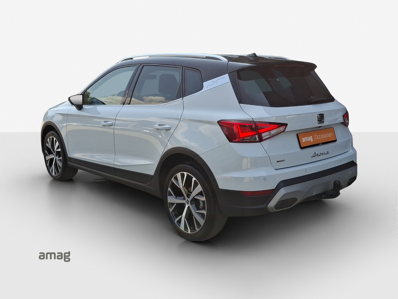 SEAT Arona 1.5 Eco TSI Xperience DSG-image-2