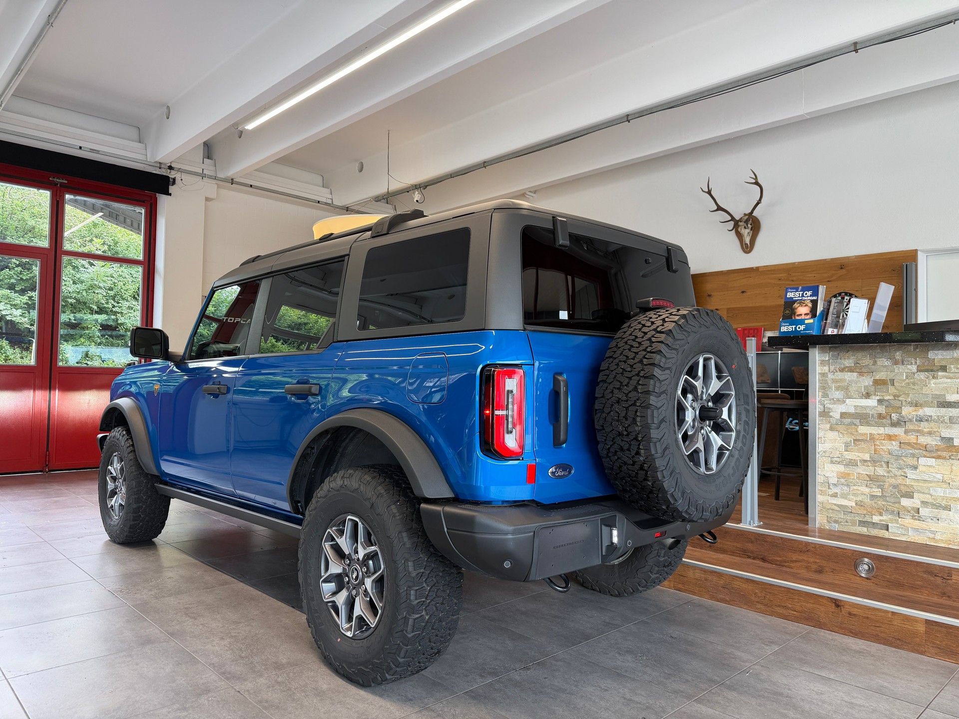 FORD Bronco 2.7 EcoB Badlands e-4WD-image-3