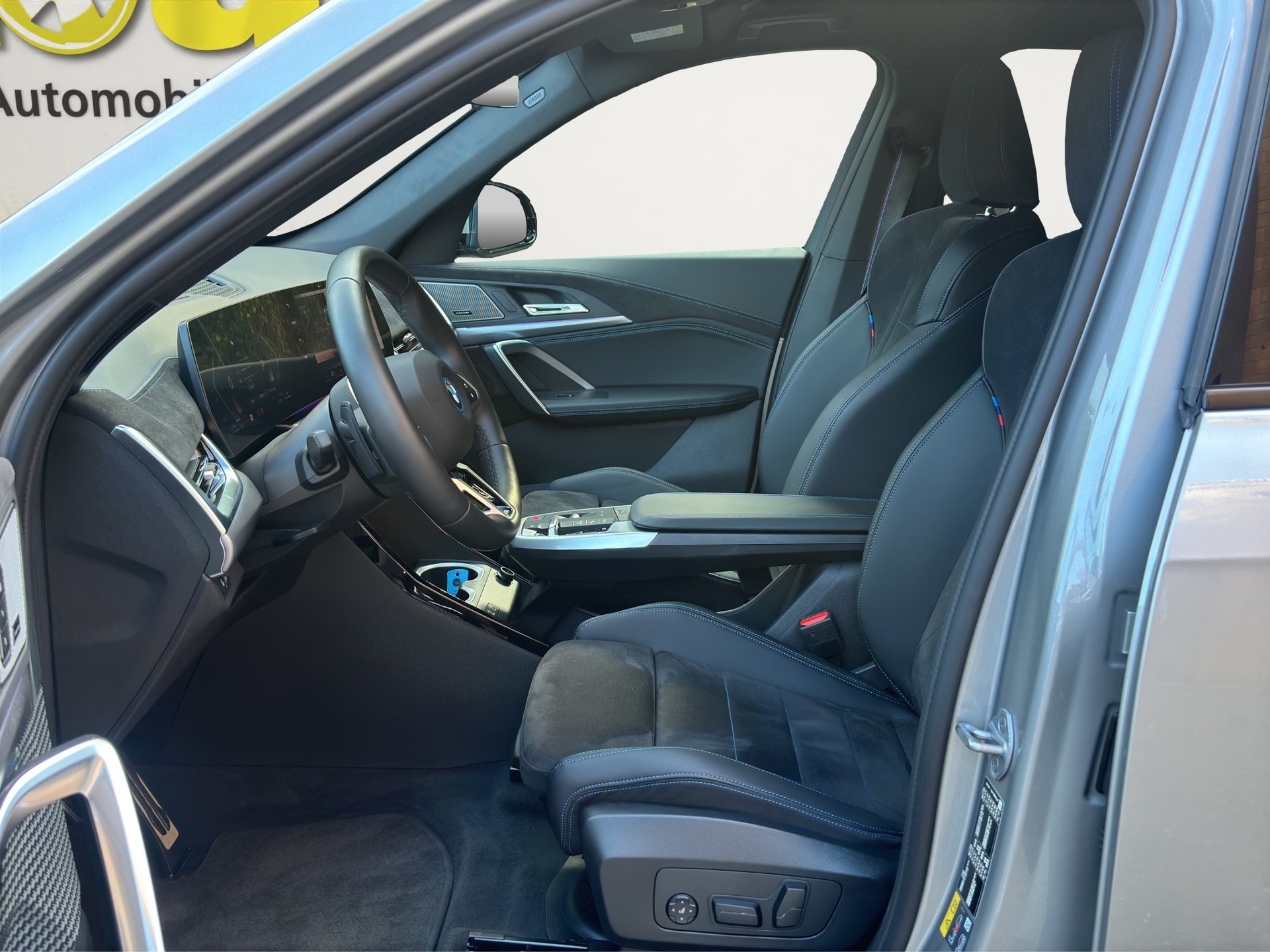 BMW X1 xDrive 30e M Sport Pro (CH) Innovationspaket-image-11