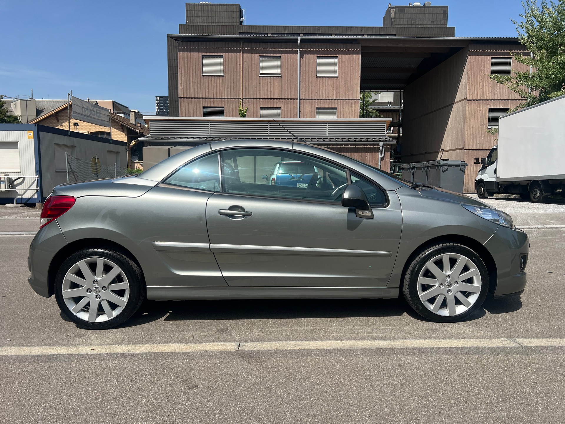 PEUGEOT 207 CC 1.6 16V Active-image-3