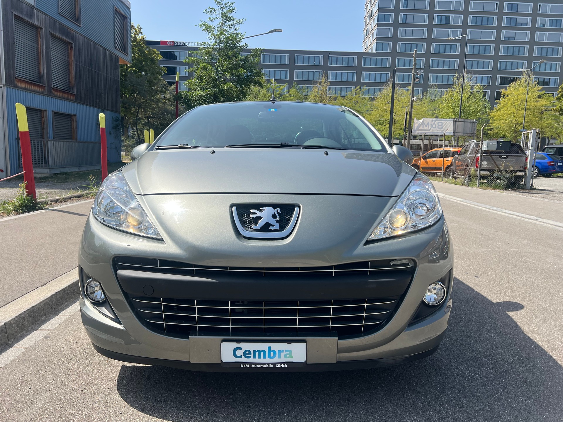 PEUGEOT 207 CC 1.6 16V Active-image-1
