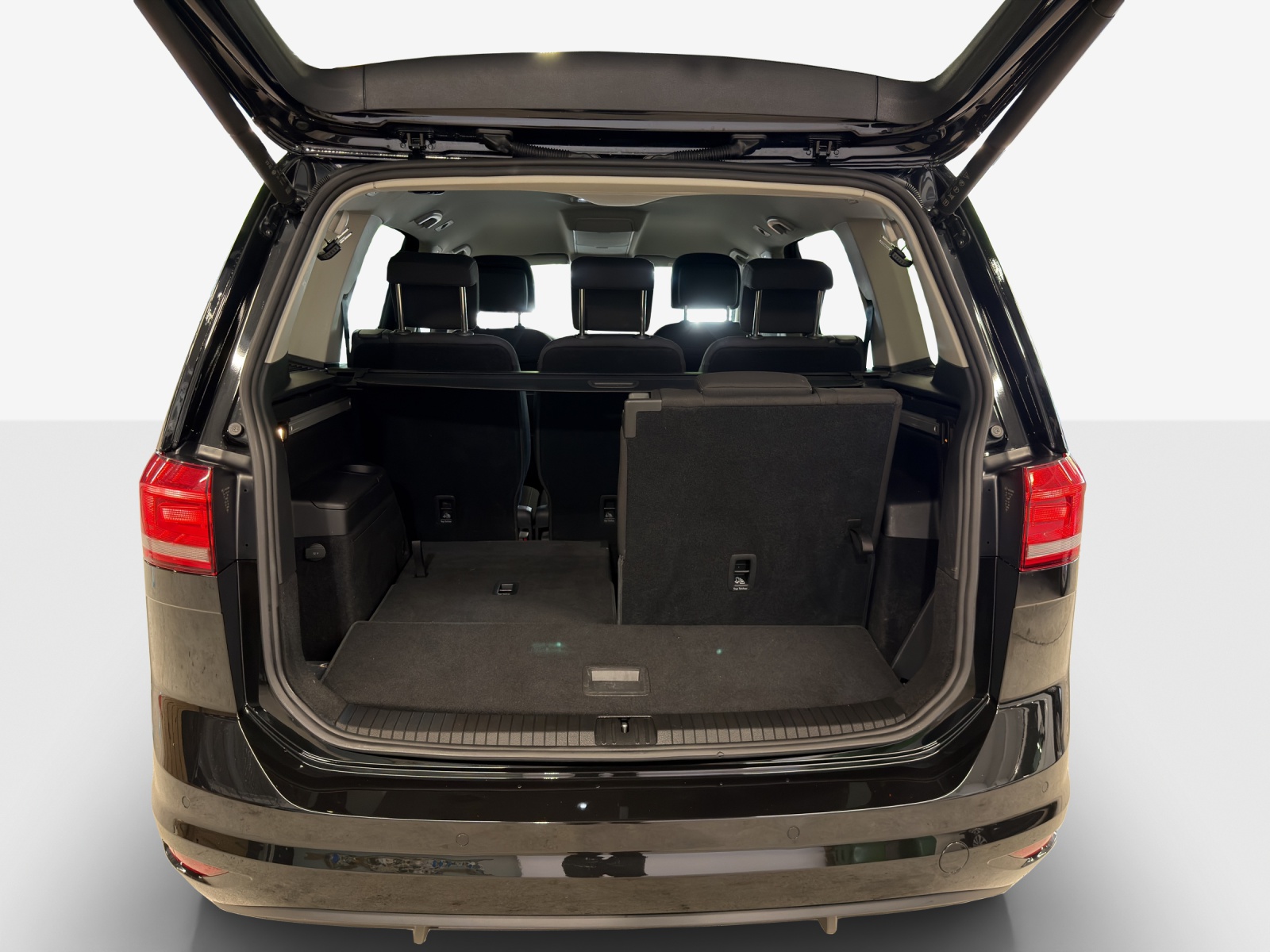 VW Touran 1.5 TSI EVO Highline DSG-image-12