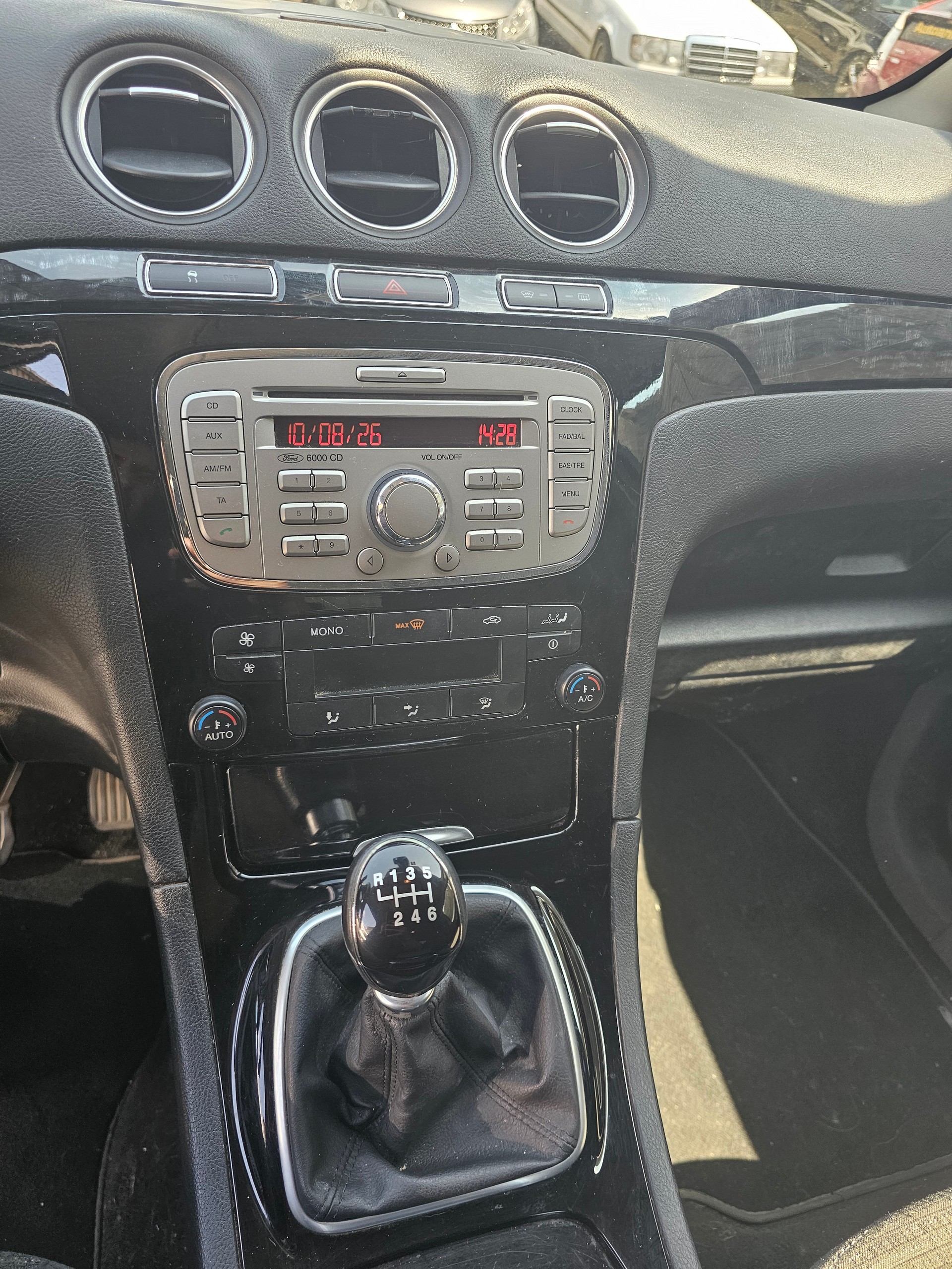FORD Galaxy 2.0 TDCi KNIE-Edition-image-11