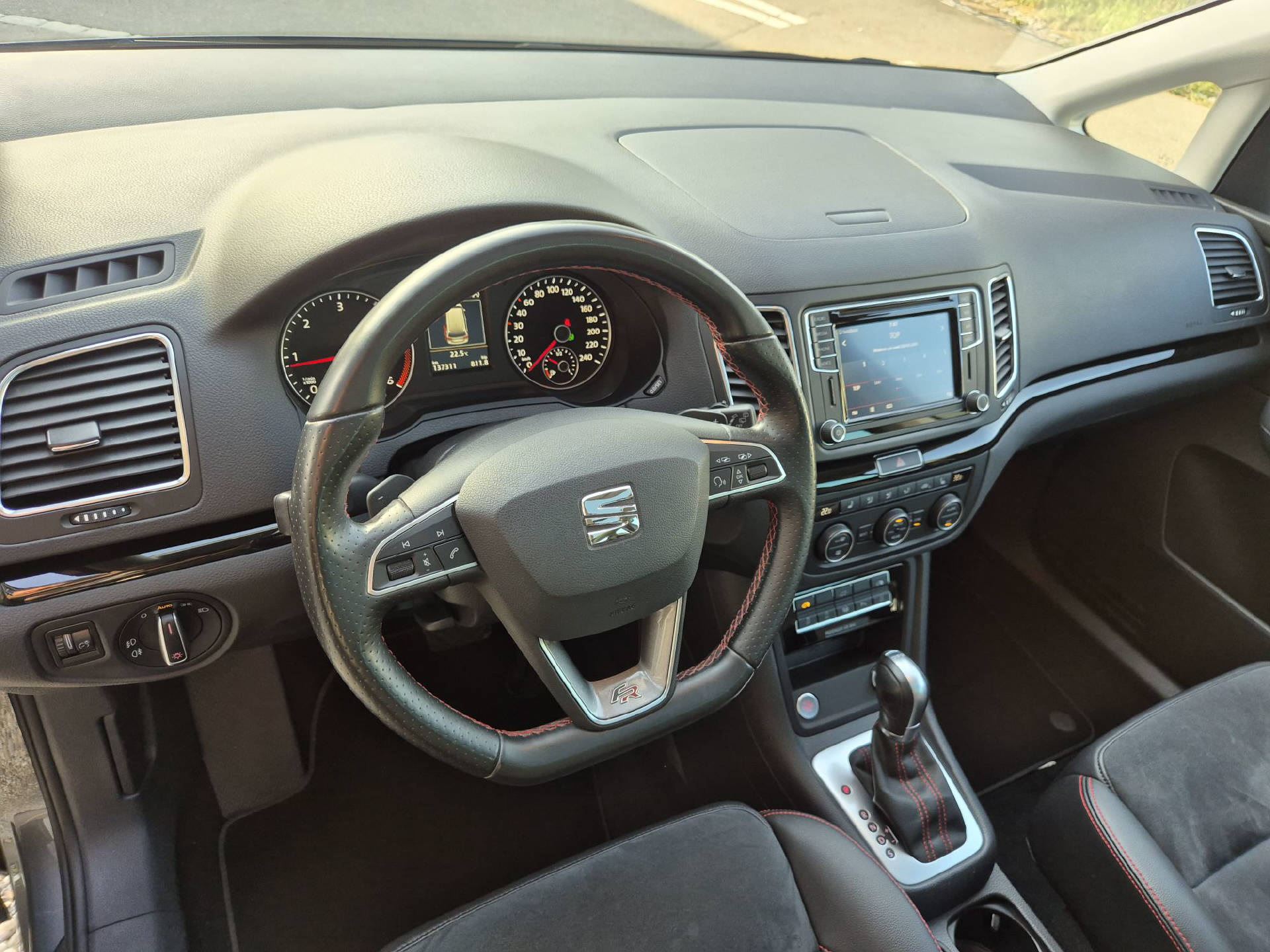SEAT Alhambra 2.0 TDI 184 FR-Line-image-8