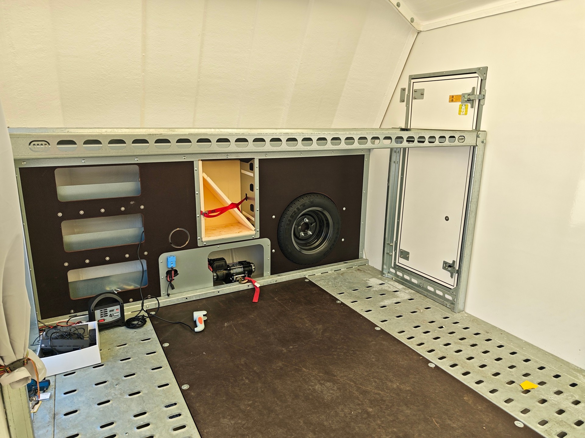 BRIAN JAMES TRAILERS RaceSport 340-5510-image-7