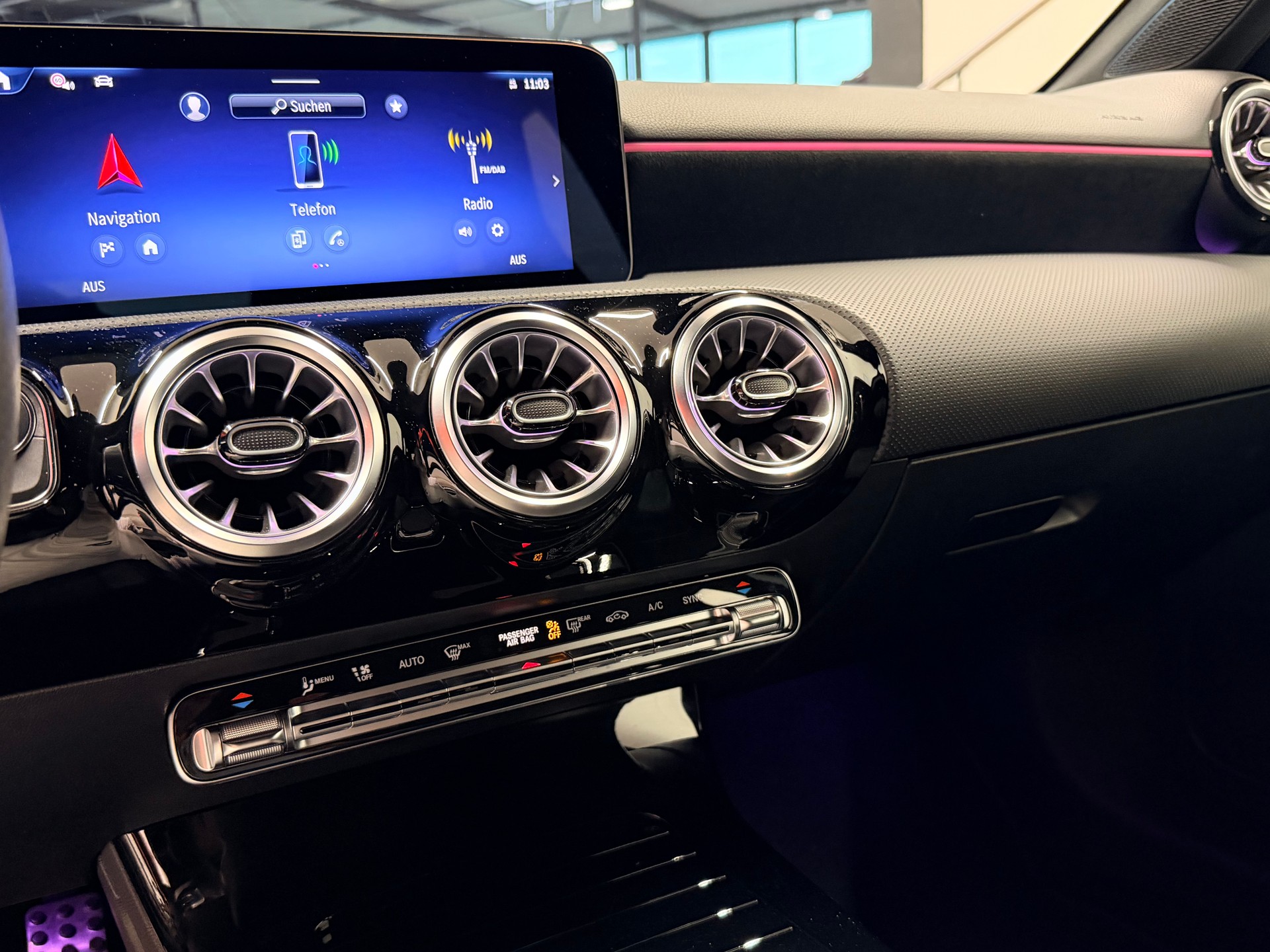 MERCEDES-BENZ A 200 AMG Line 7G-DCT-image-20