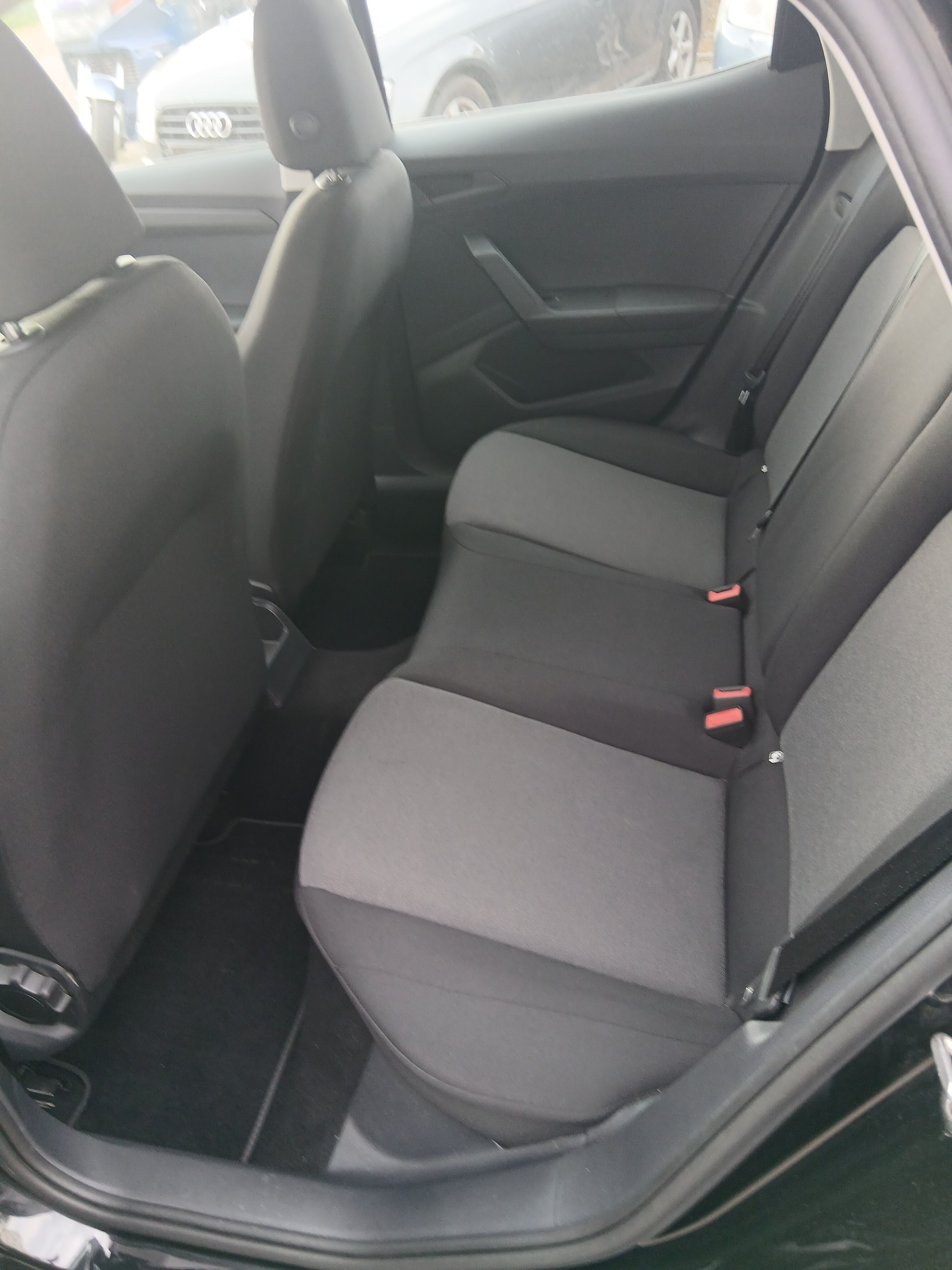 SEAT Ibiza 1.0 EcoTSI Reference-image-8