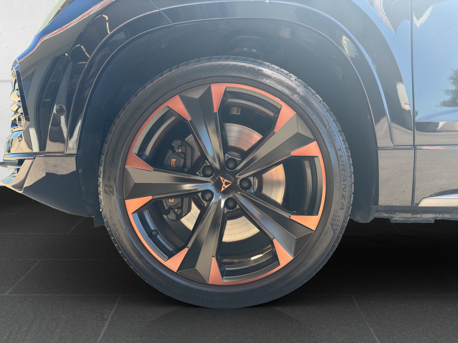 CUPRA Ateca 2.0TSI VZ 4Drive DSG mit AHK, 360° Kamera & Panorama-Glasdach-image-11