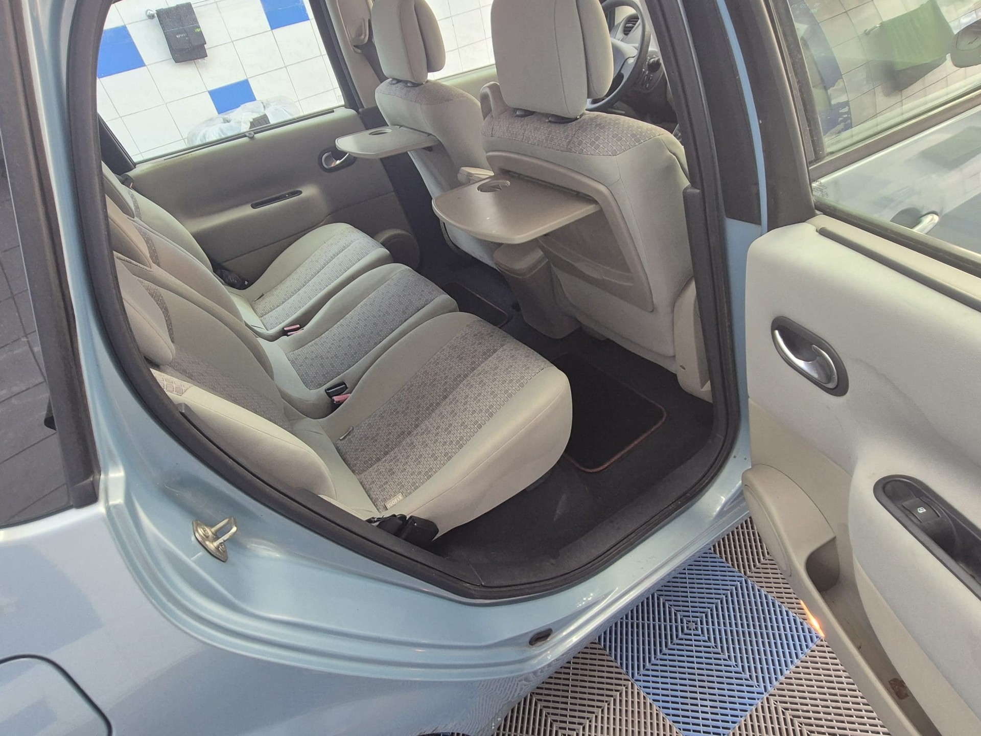 RENAULT Scénic 1.6 16V Fairway Automatic-image-10